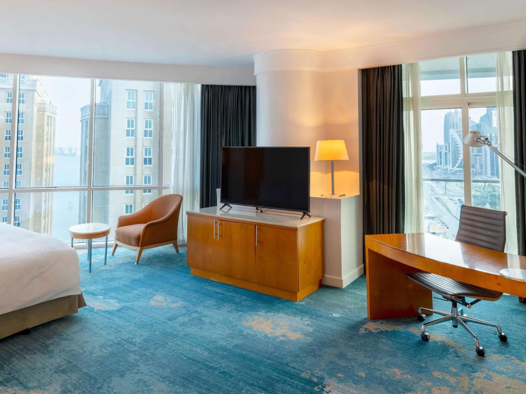 Premier Sea View King Room