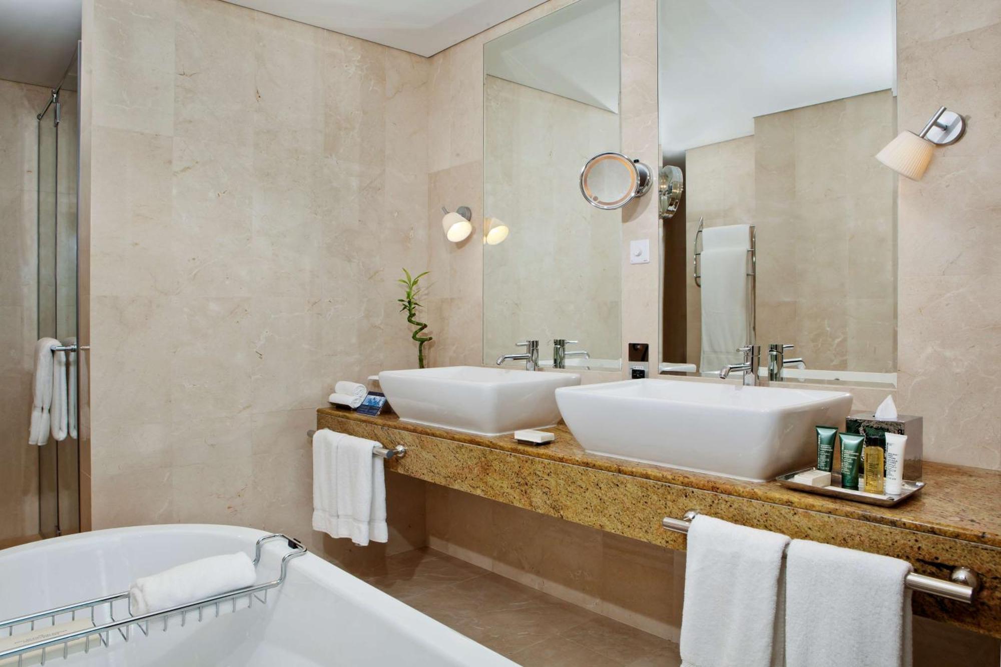 Two Bedrooms Sea View Suite