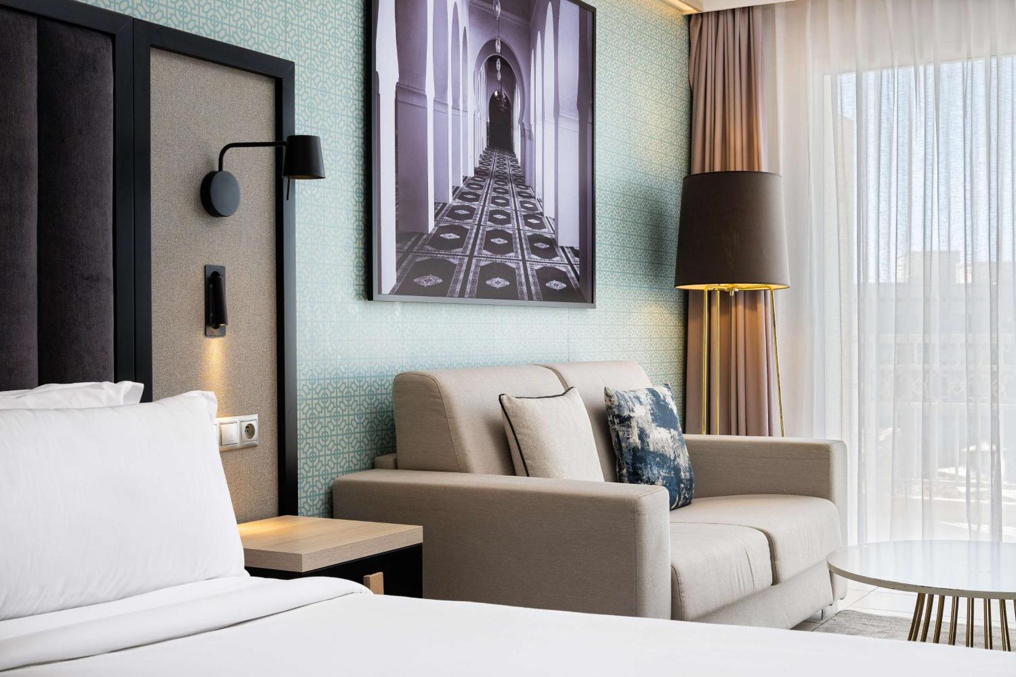 Premium Room Balcony Lateral Sea View