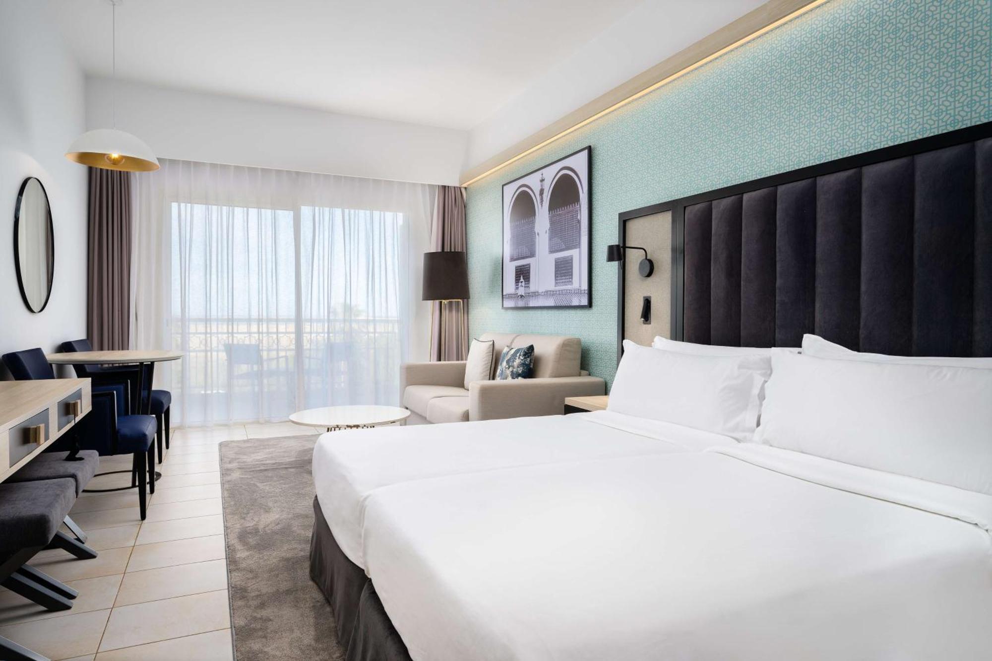 Executive Room Lateral Sea View Lounge Access