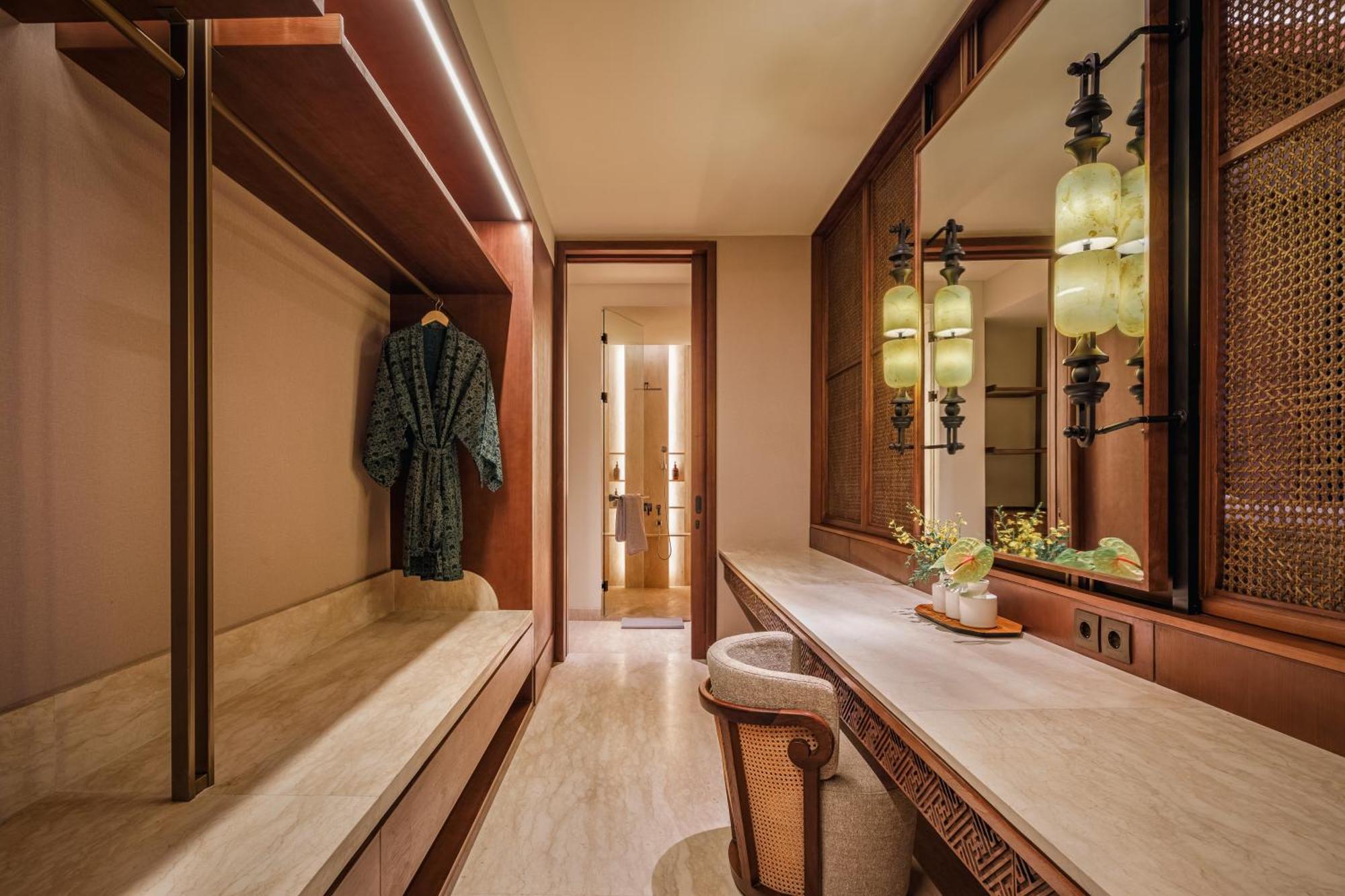 Premier Tropical Suite