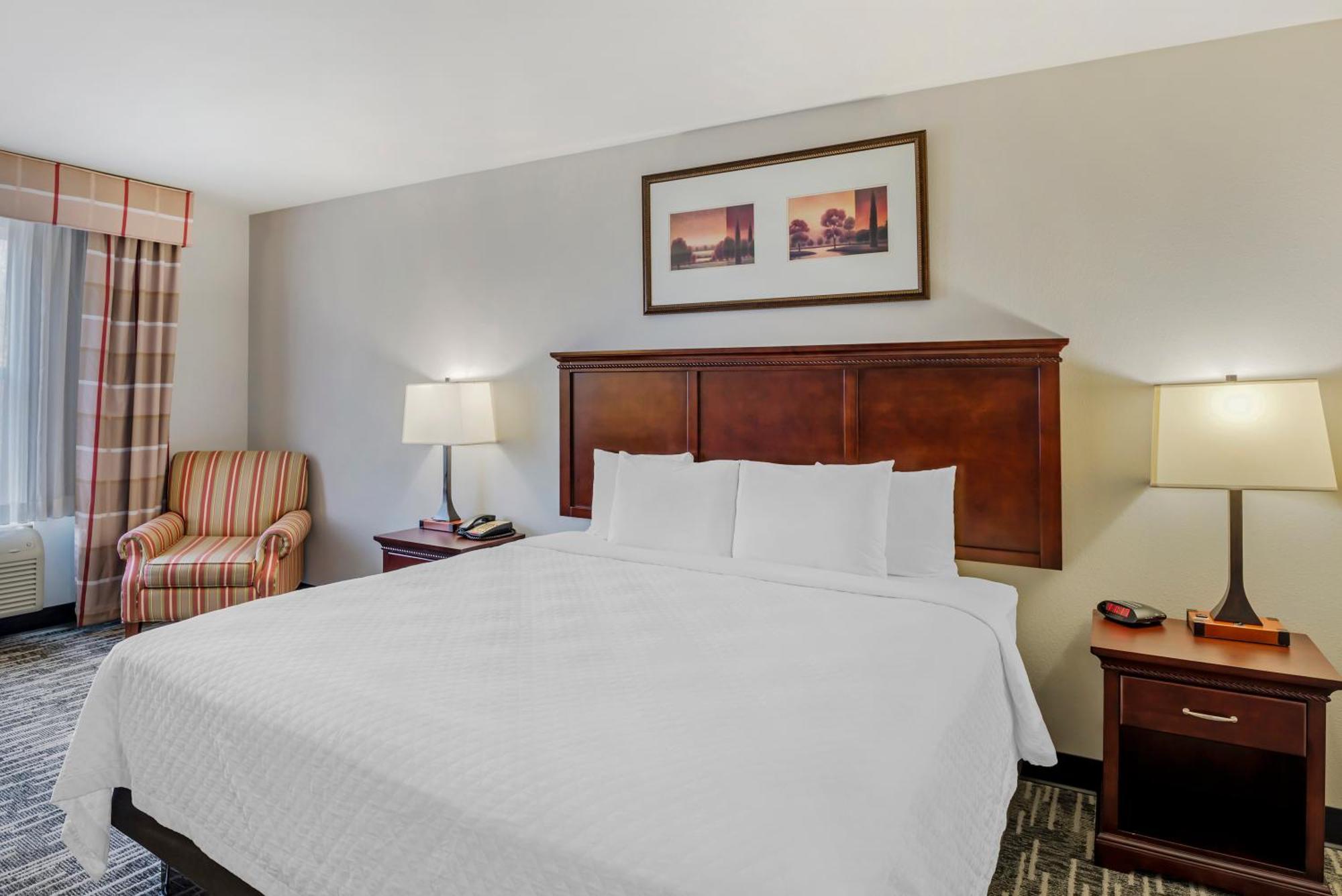 King Room,1598902062:JPEG