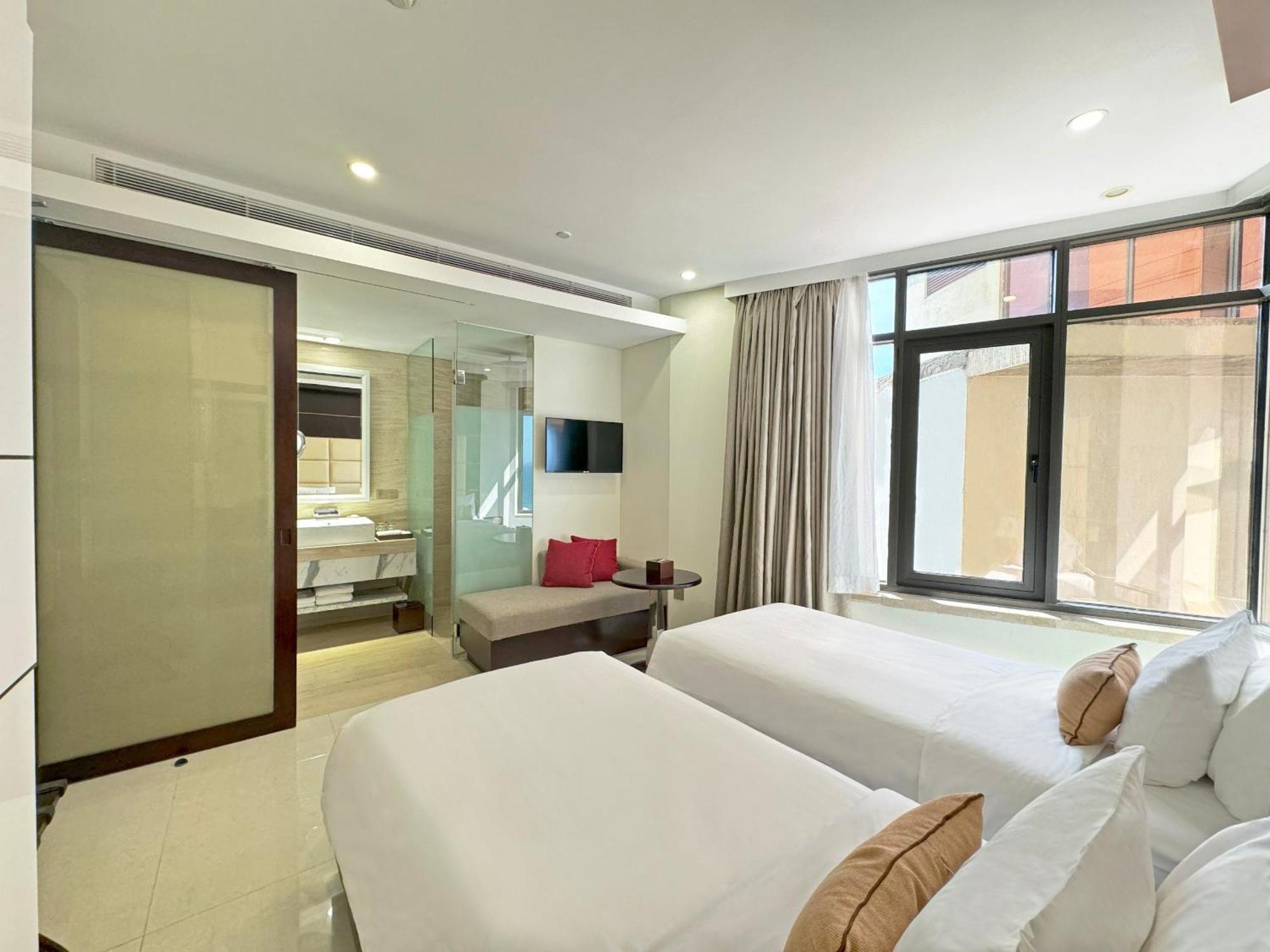 Superior Twin Room