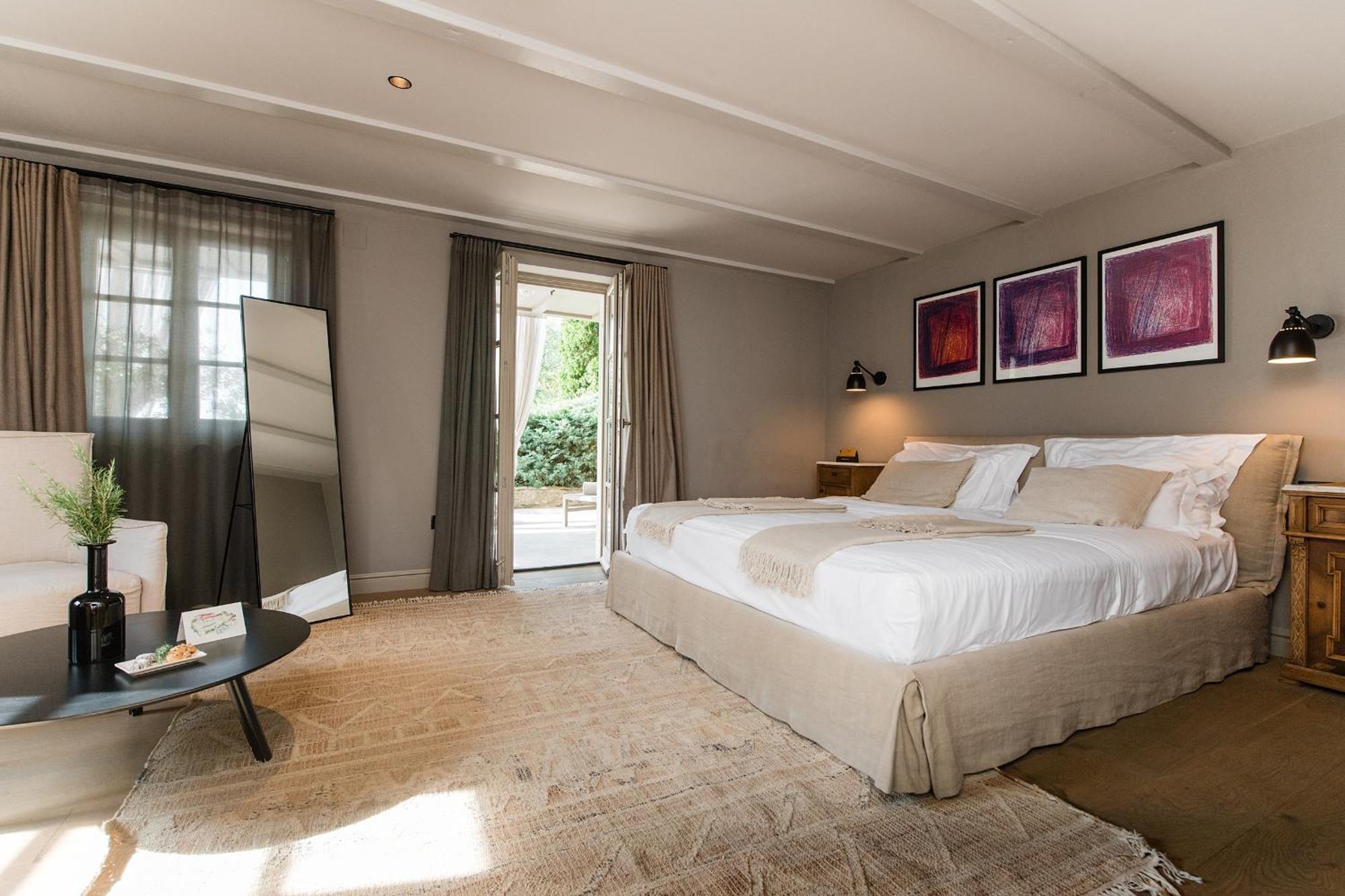 Executive Room