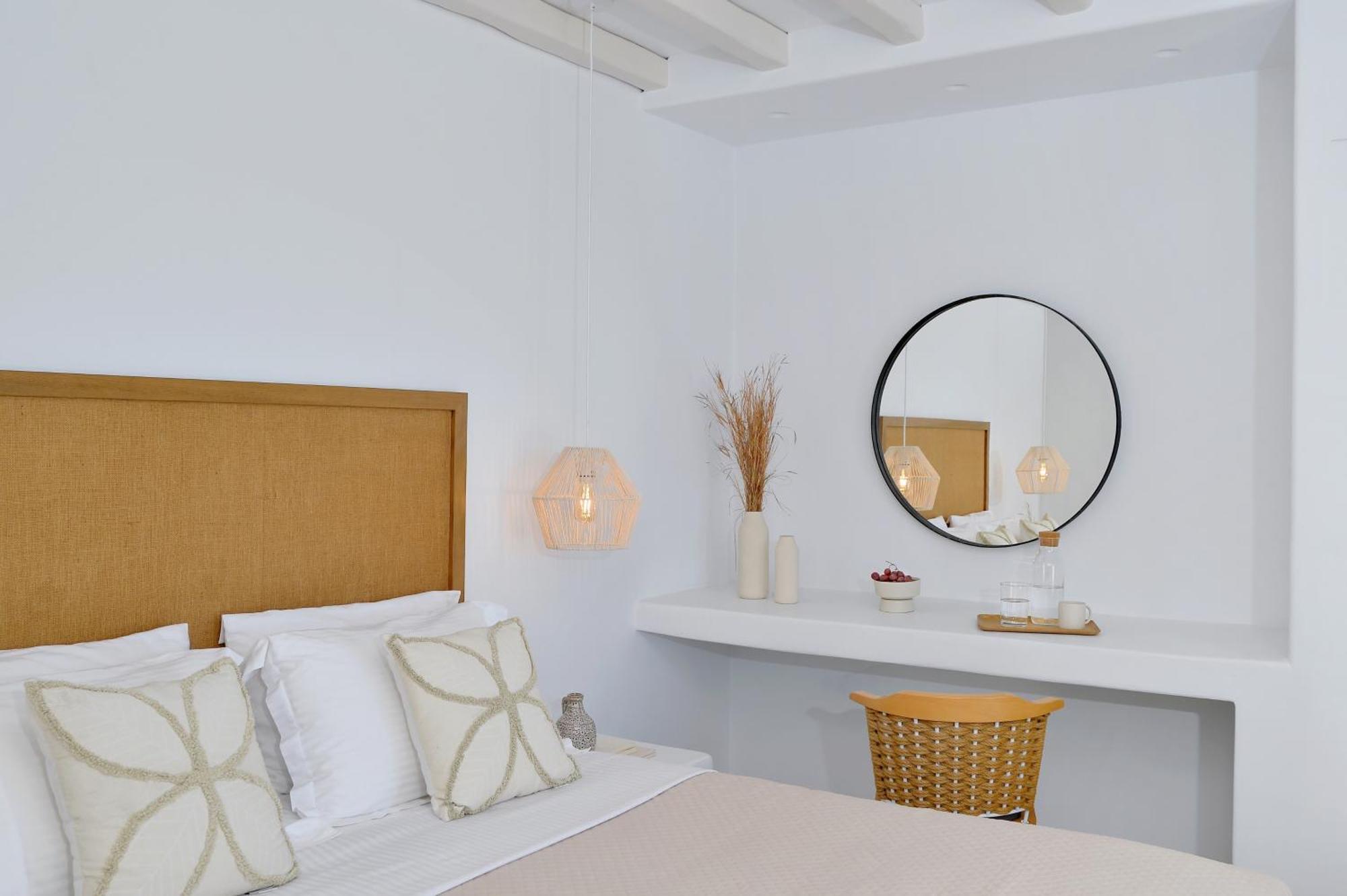 Two Room Sea View Suite with Private Pool