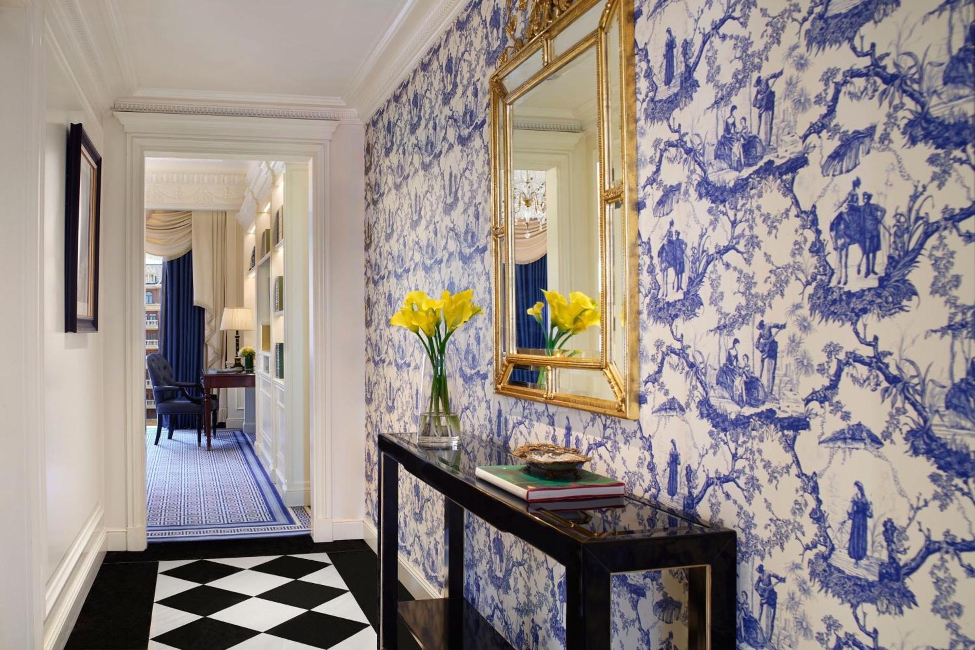 Premier Room