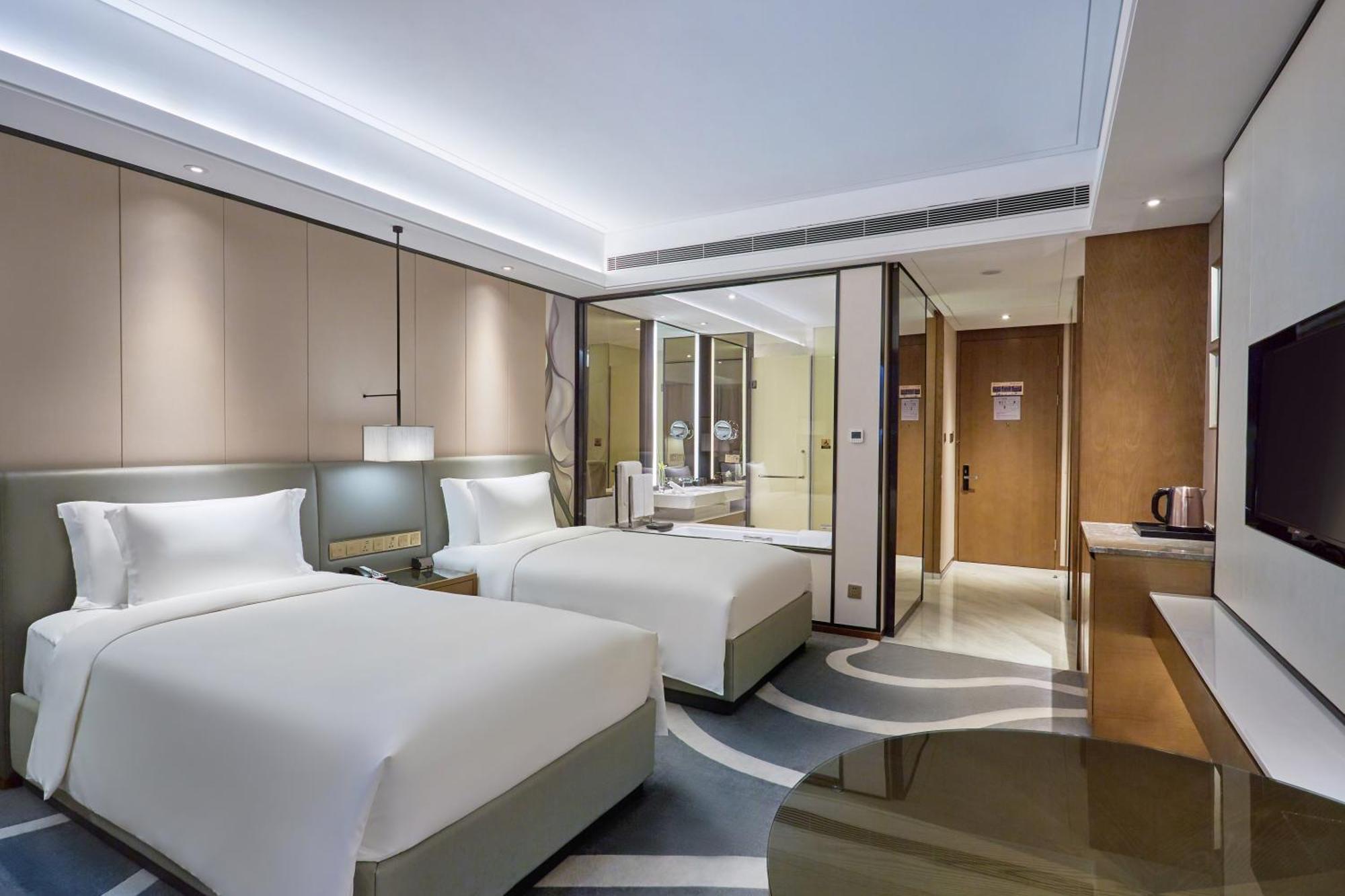 Standard Twin Room Two Twin Beds