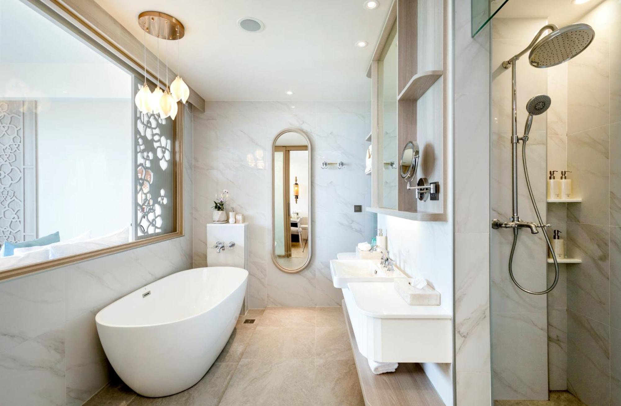 Seaview Pool Suite