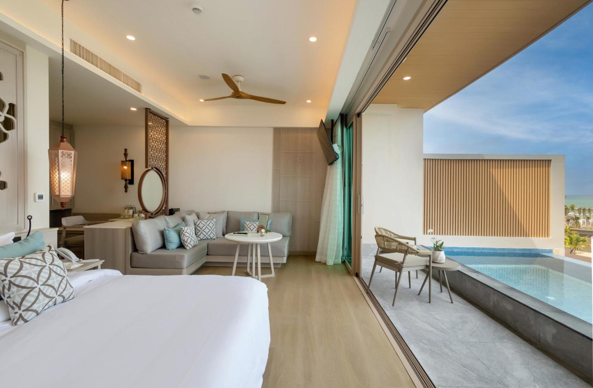 Seaview Pool Suite