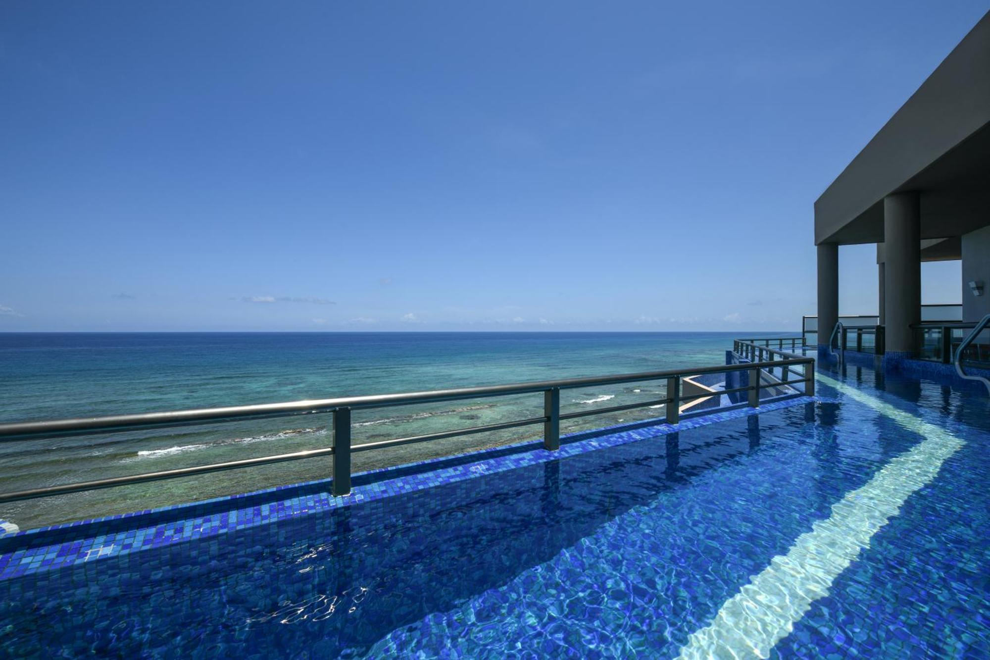 Oceanfront Honeymoon Suite,1709555238:JPEG