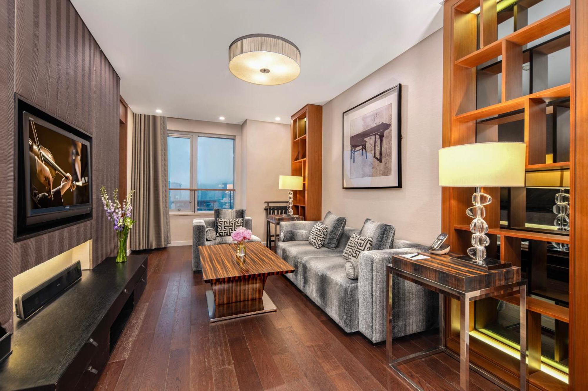 One-Bedroom PremierRoom Only