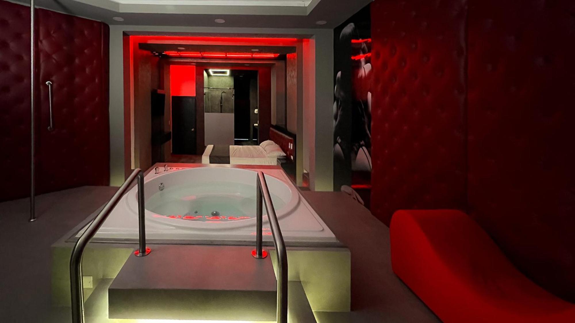Suite con bañera de hidromasaje - Cama extragrande