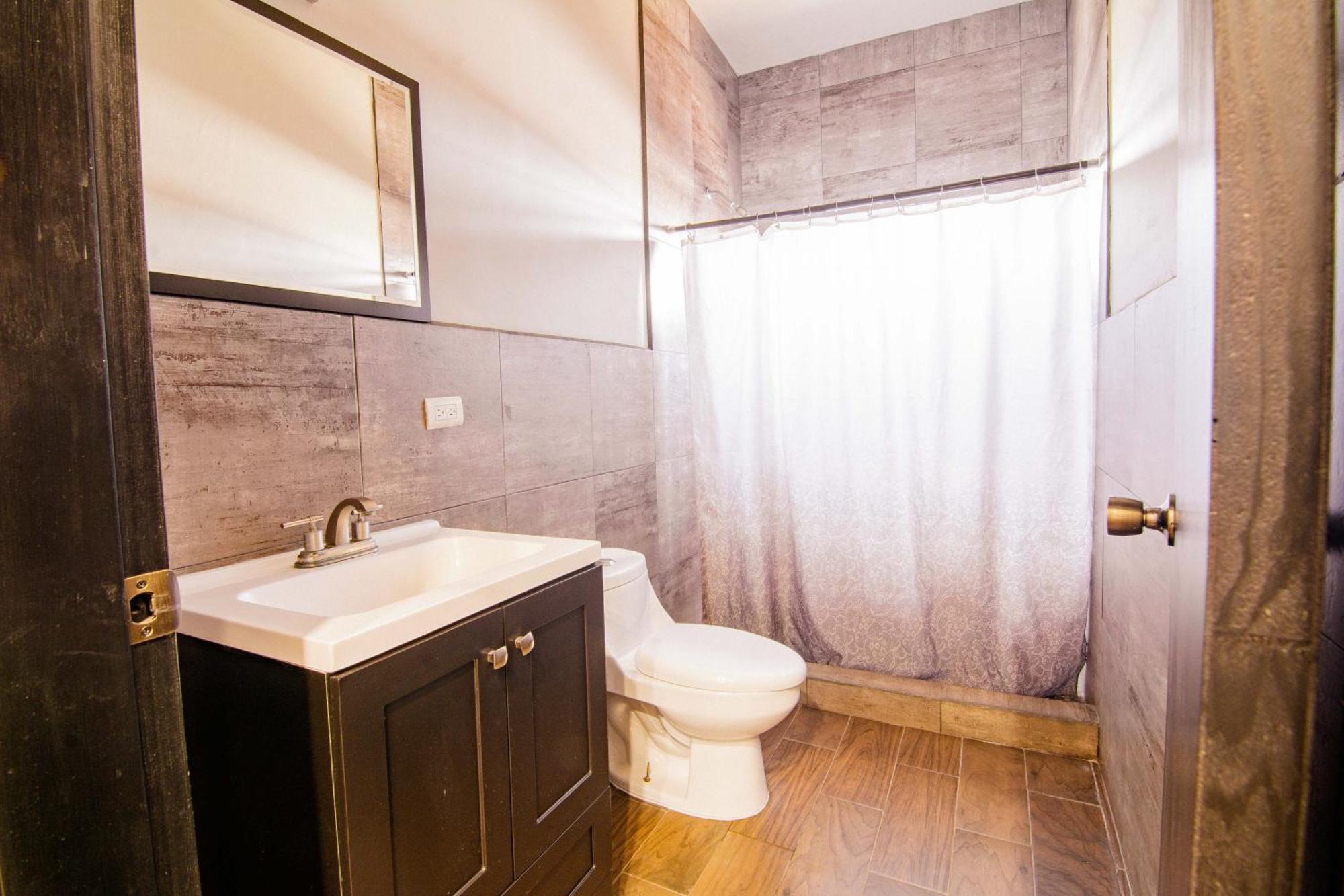 Twin Room Private Bathroom