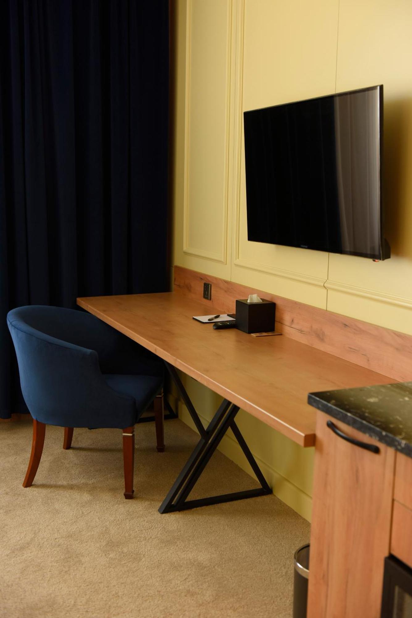 Double Room,1601610304:JPEG