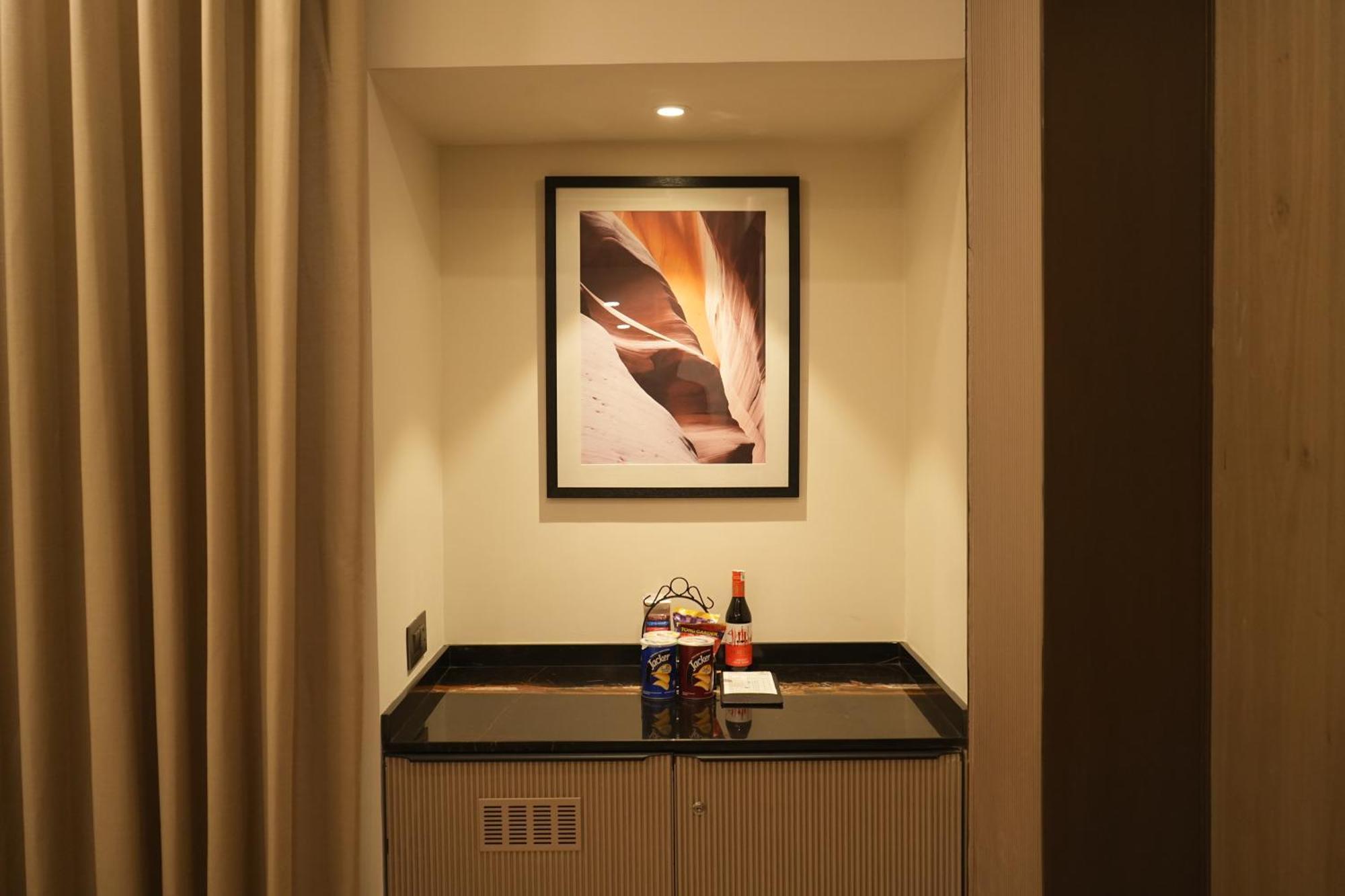 Club Room complimentary on F&B