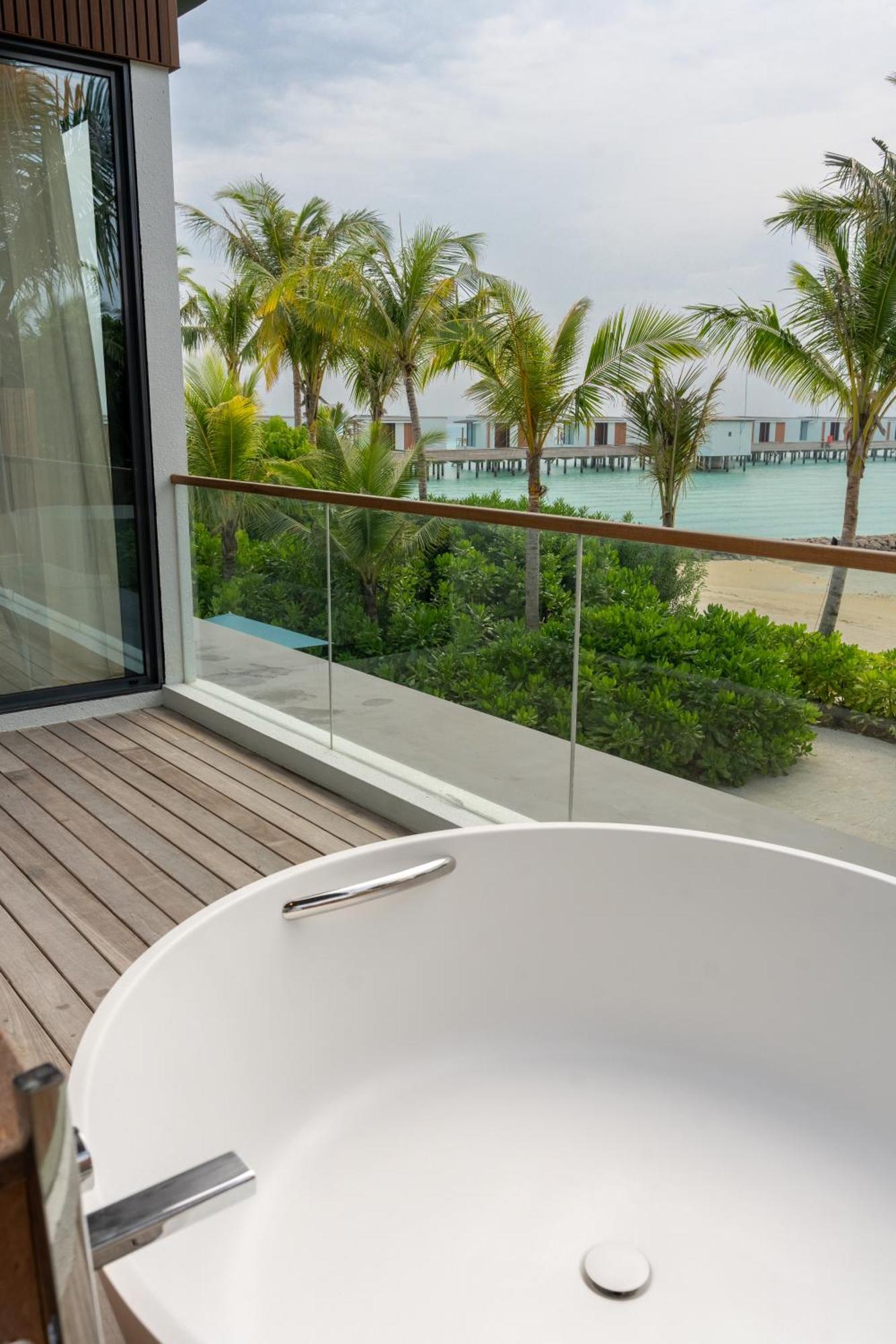 Two-Bedroom Lagoon Beach Pool Loft,1739843677:JPEG