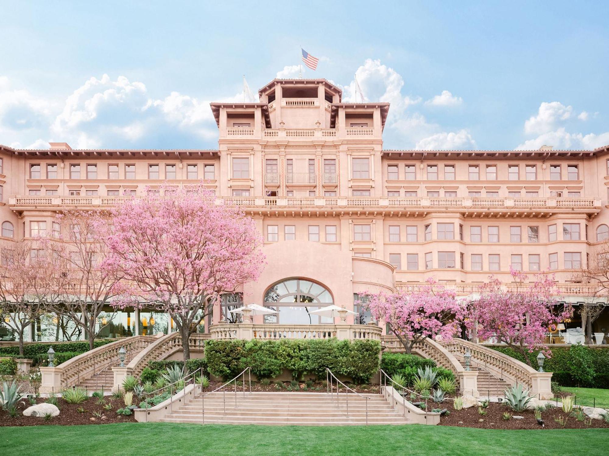 Deluxe Patio King