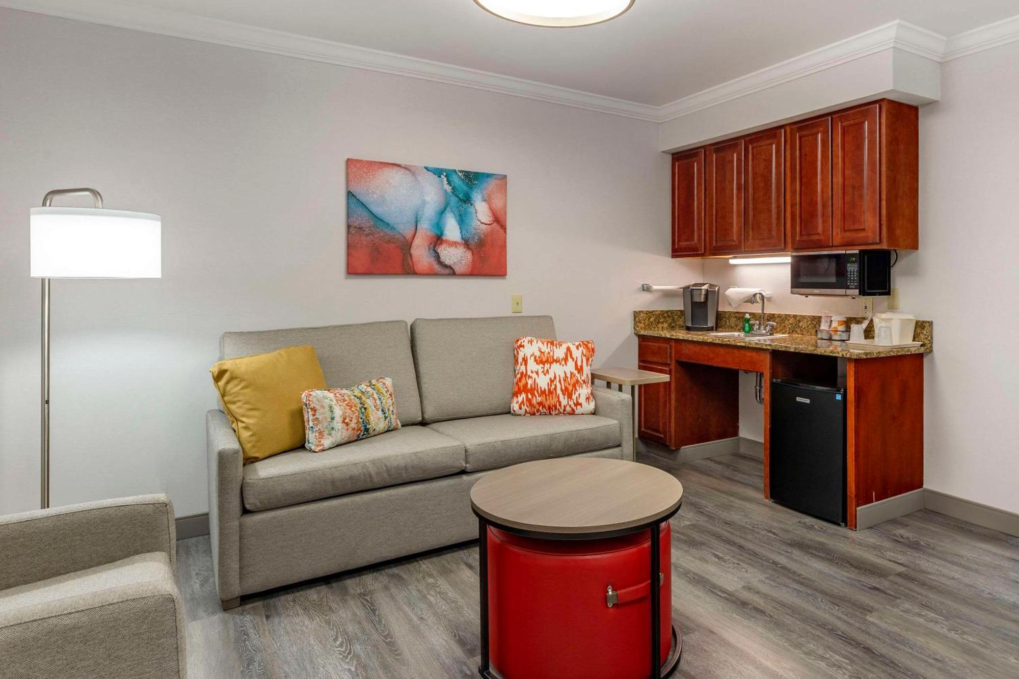 King Suite with Sofa Bed - Non Smoking