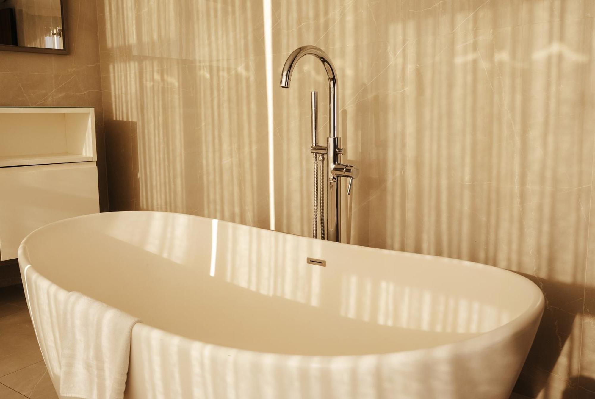 Suite Bath