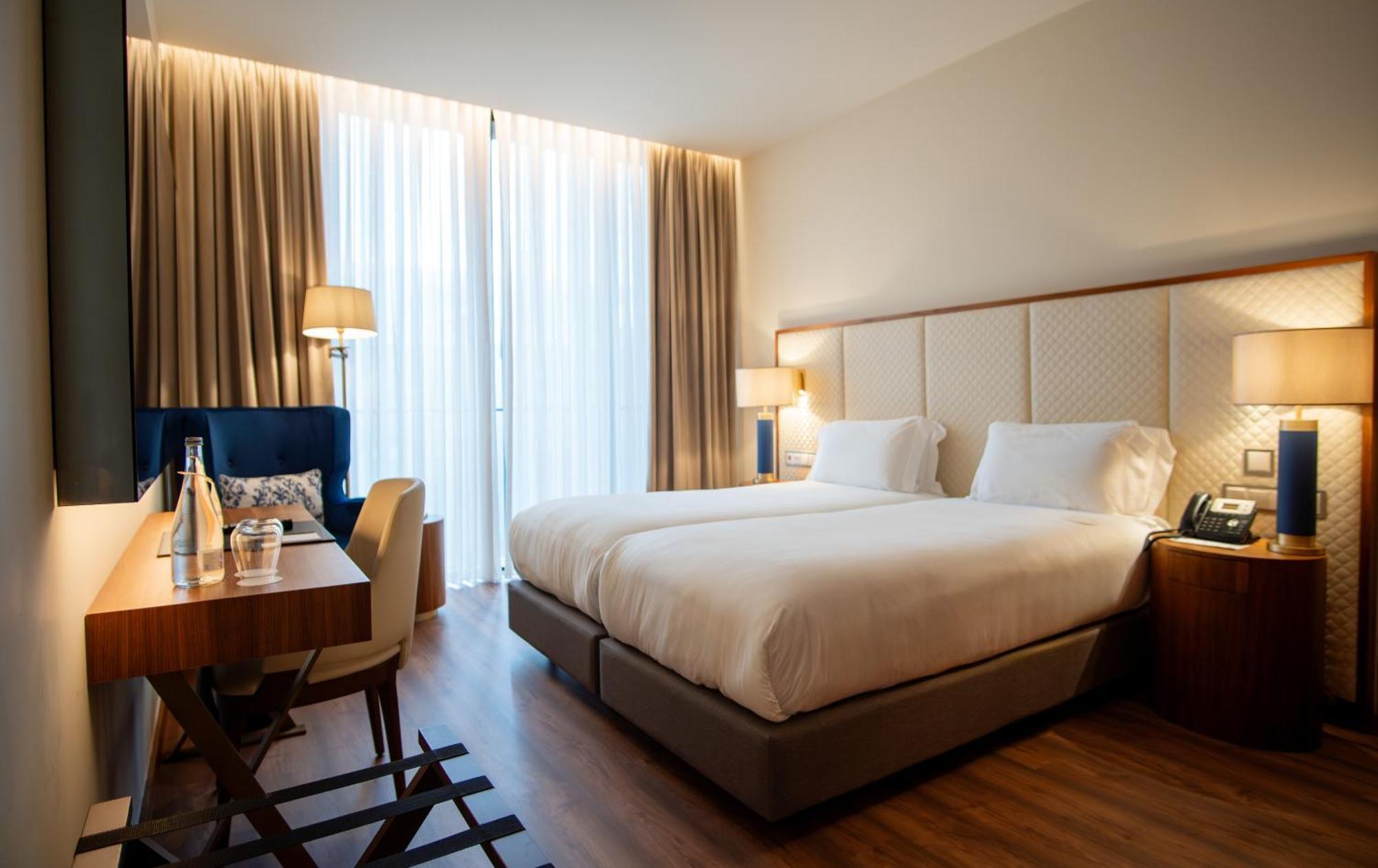 Deluxe Twin Room with Balcony,1699266441:JPEG