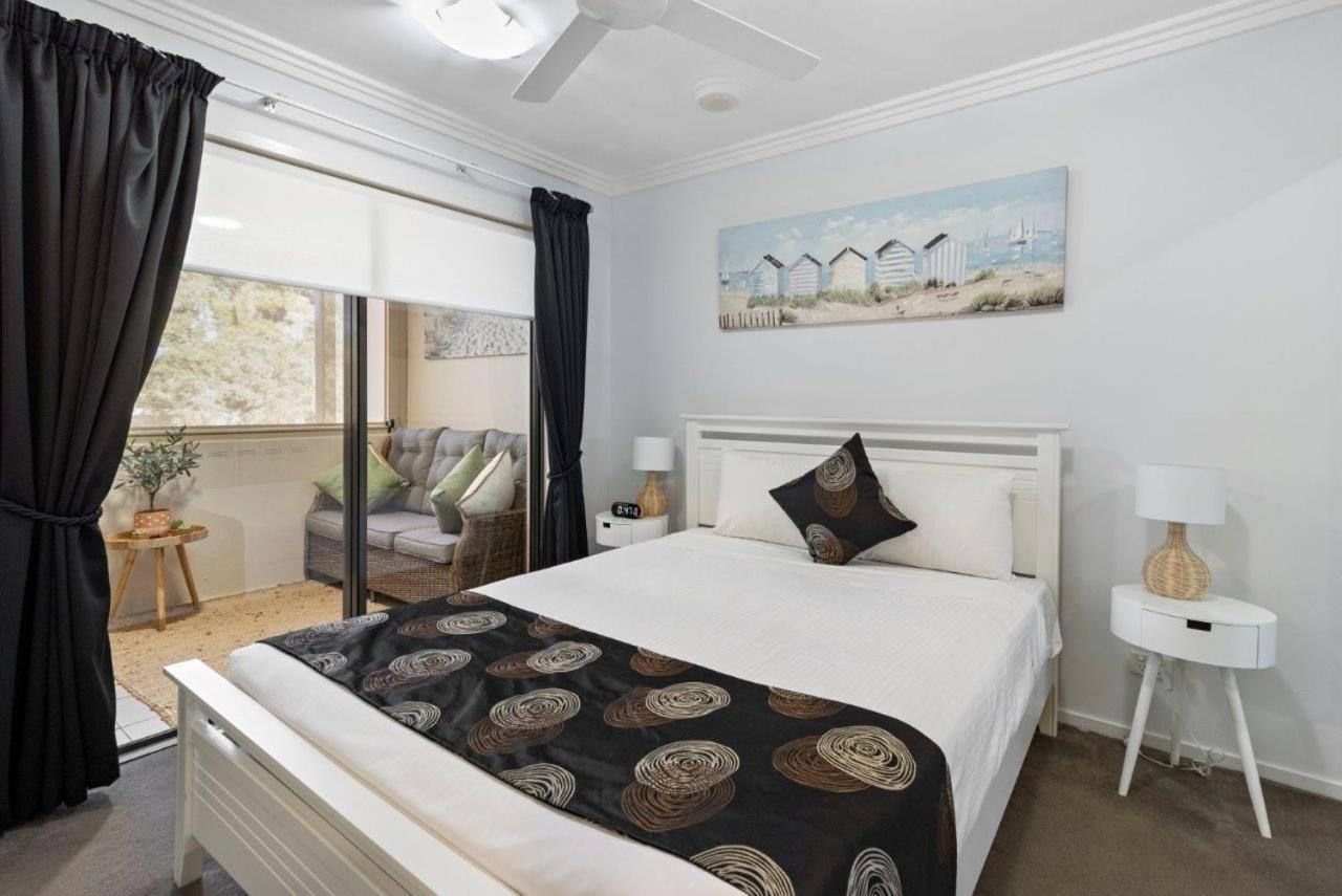 Two-Bedroom Apartment Pool View – stair access only
