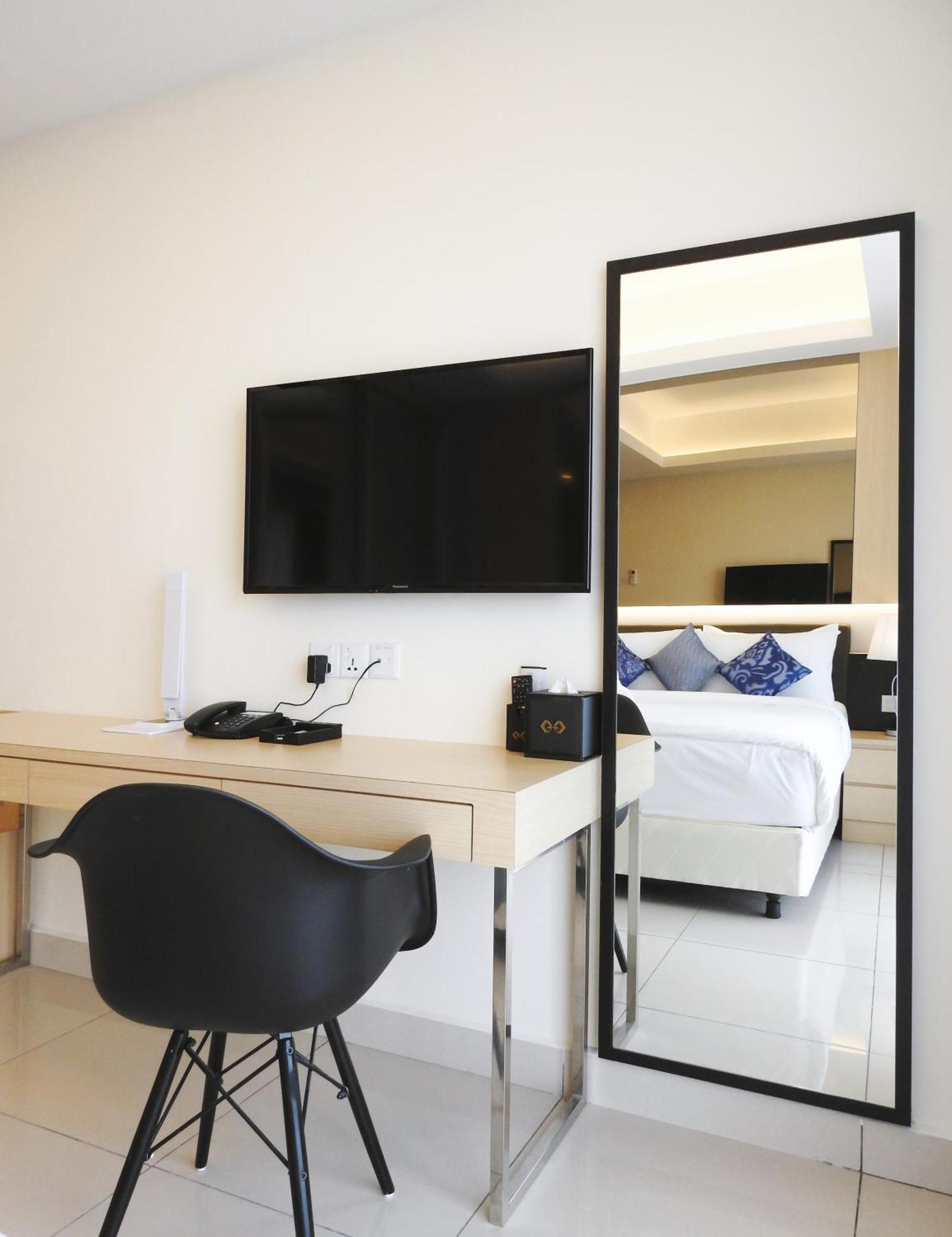 Queen Suite