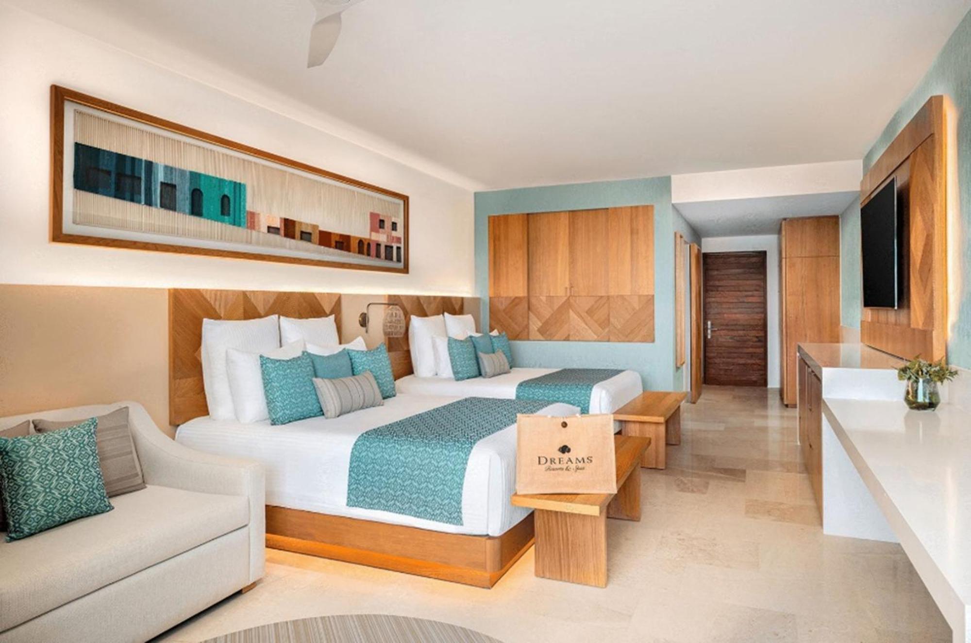Preferred Club Junior Suite Ocean Front Dbl