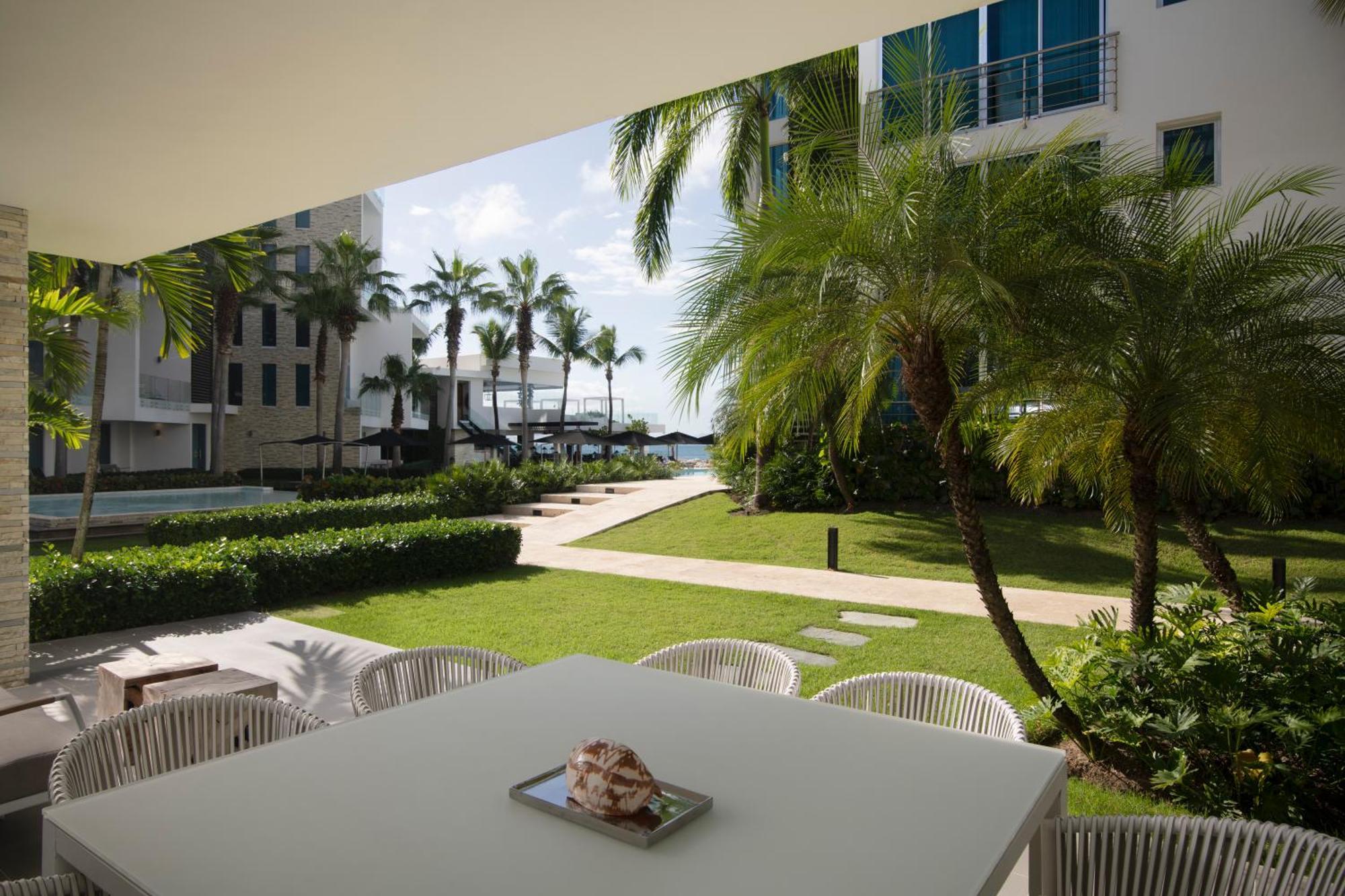 Three-Bedroom Suite Garden View