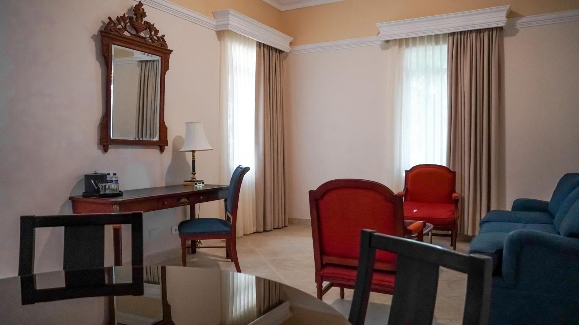 Deluxe King Room,1607664632:JPEG