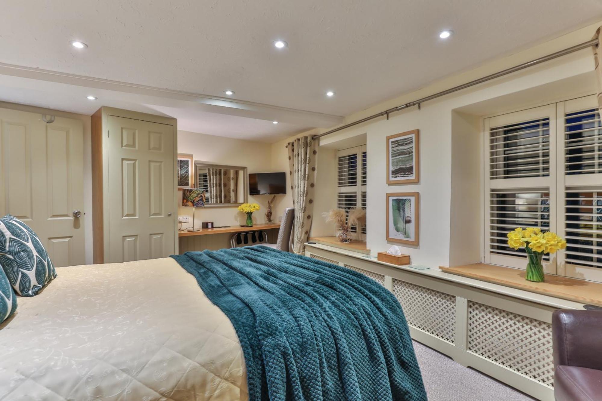 Deluxe Double Room Bath