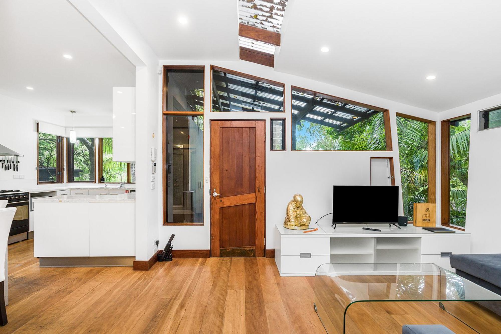 Sarita Three-Bedroom Cottage