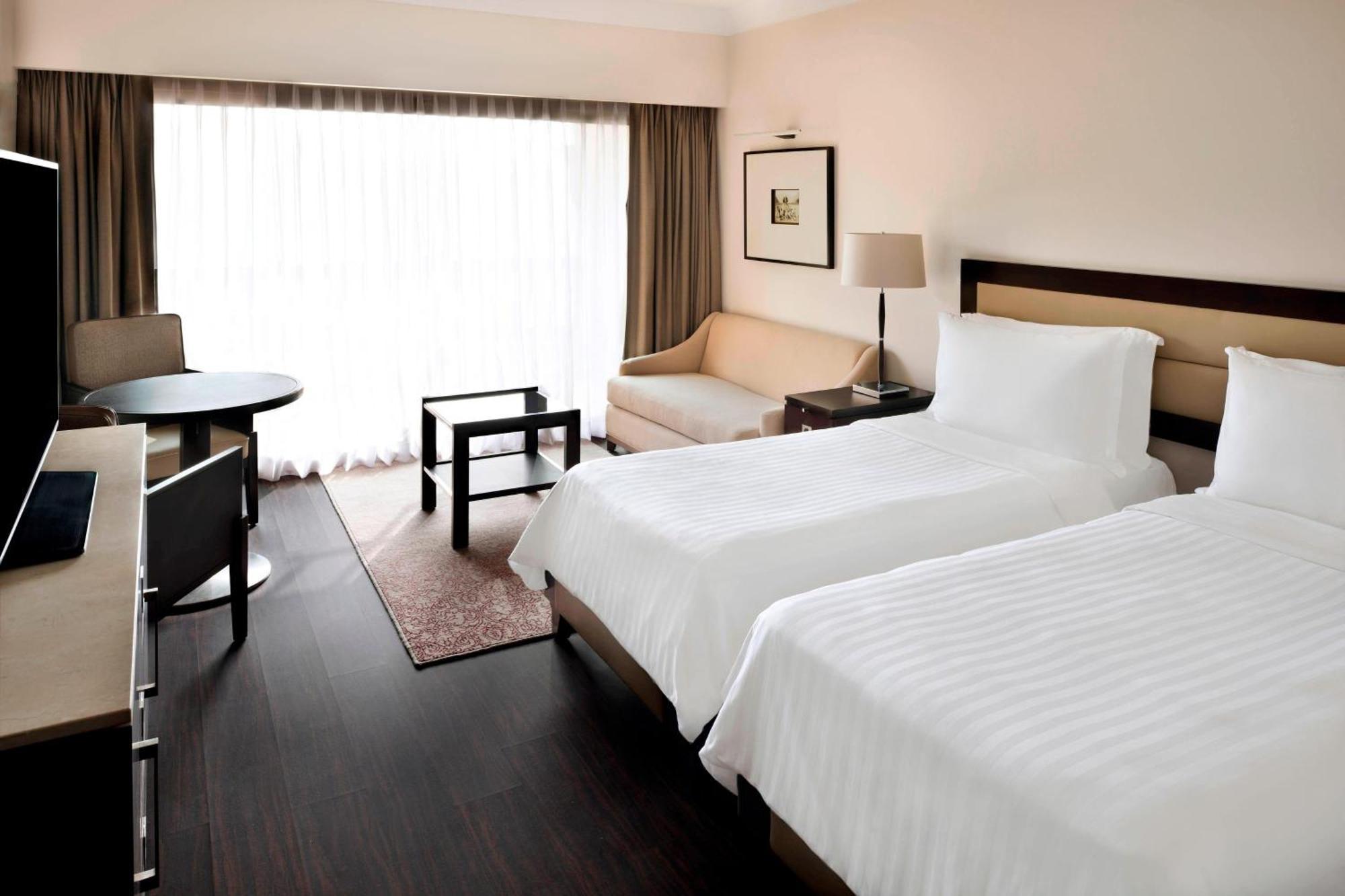 Executive Garden view Room 2 Twin Beds