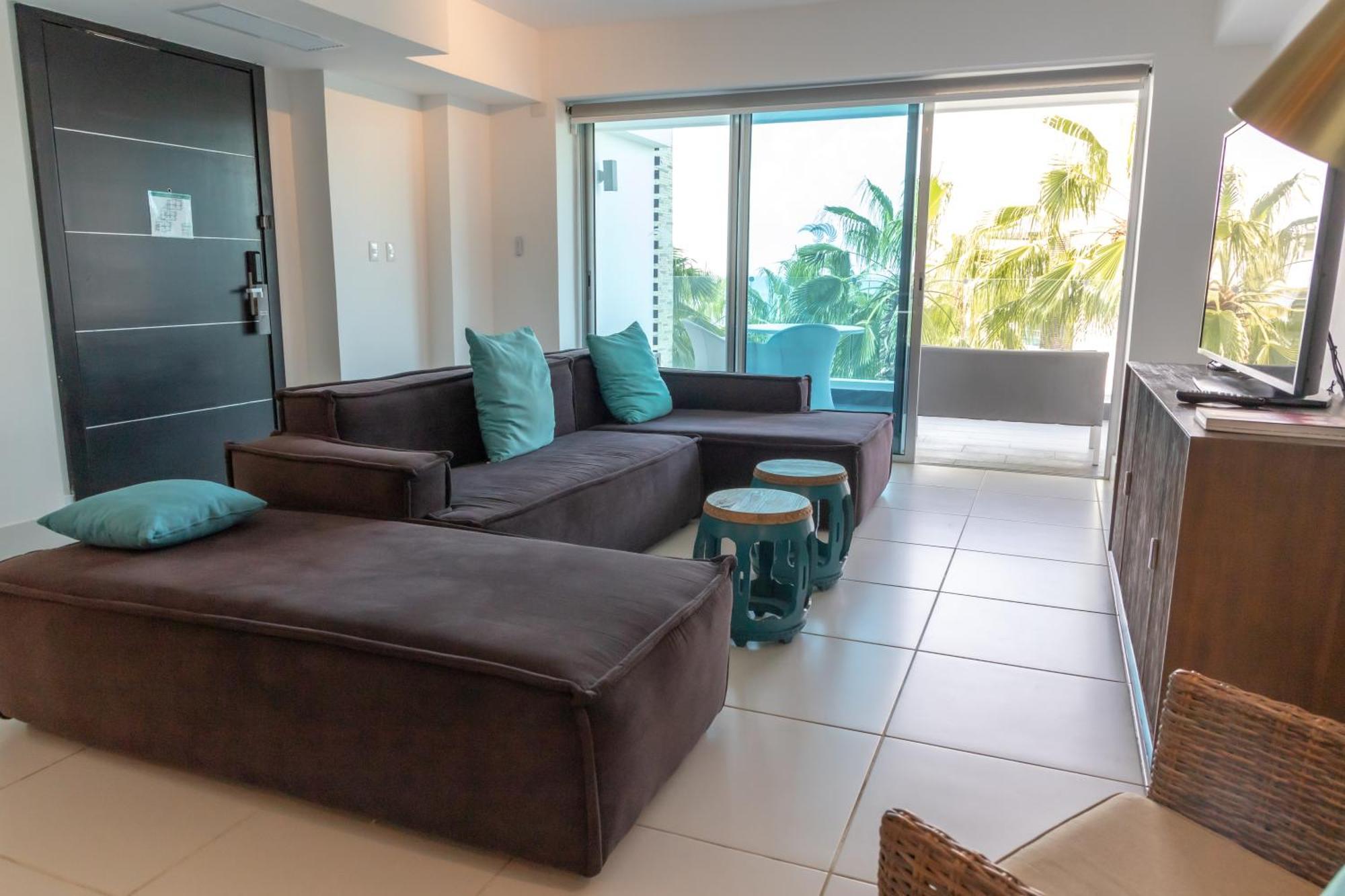 One-Bedroom King Suite Balcony Ocean View