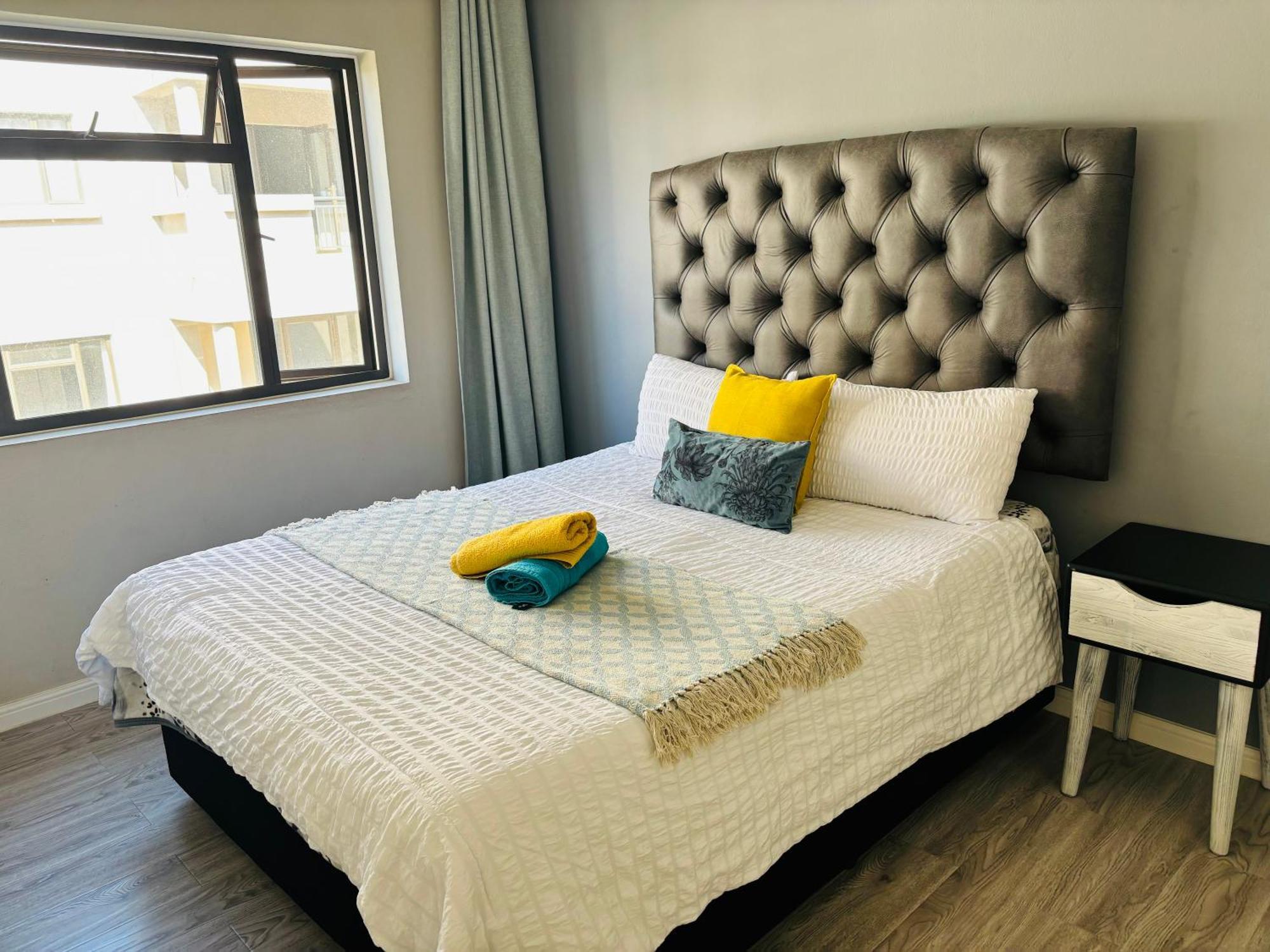 Junior King Suite Ocean View