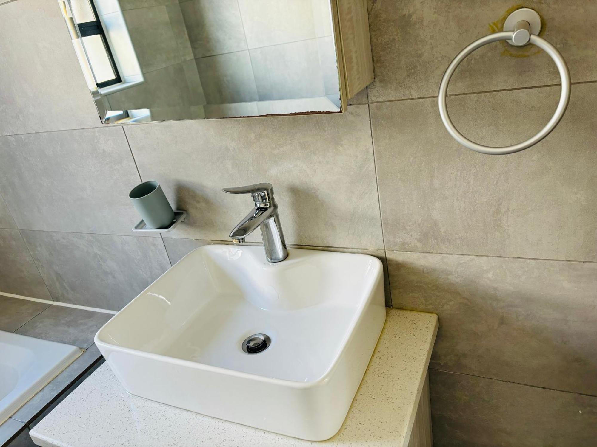 Junior King Suite Ocean View