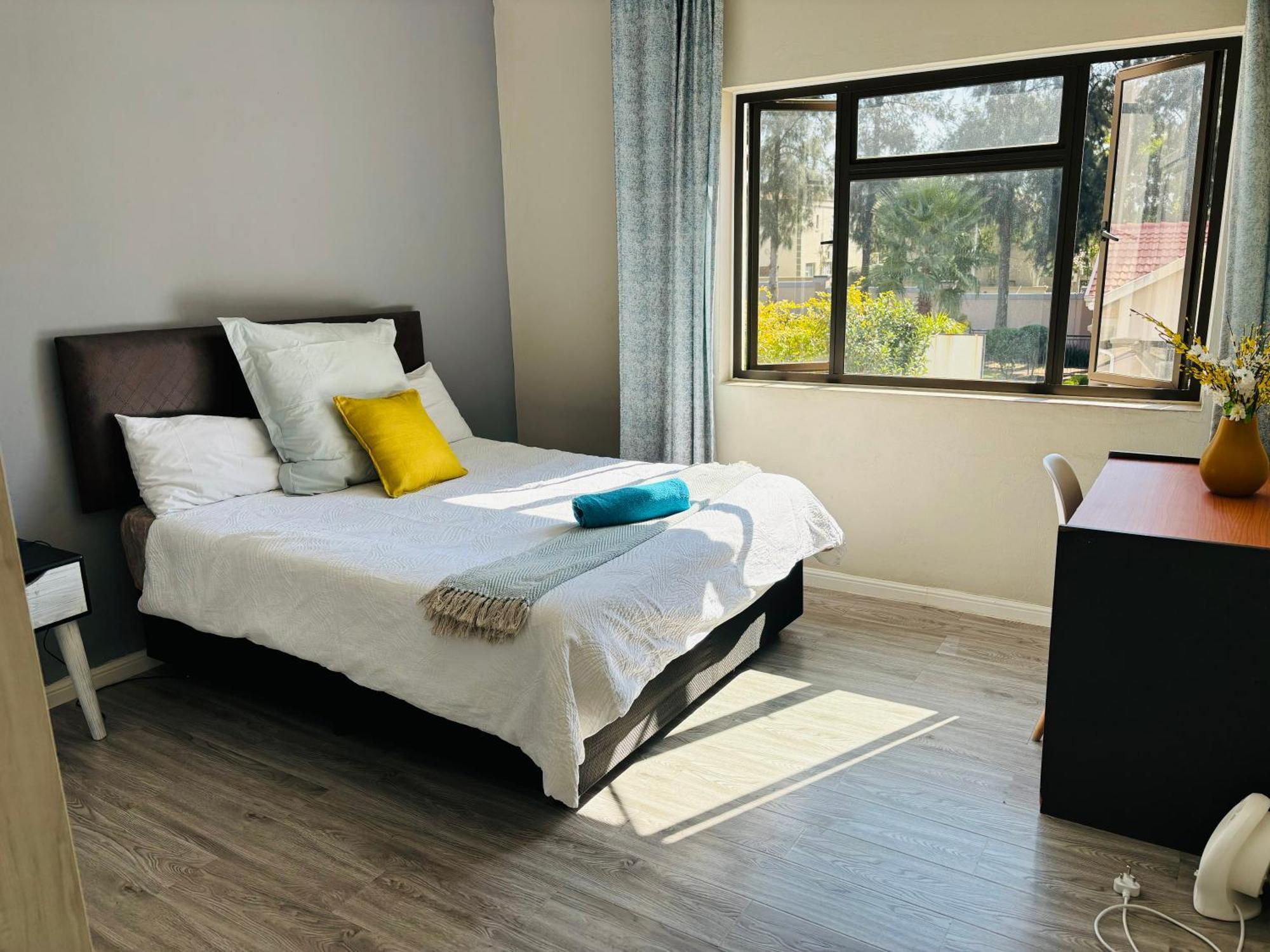 Junior King Suite Ocean View