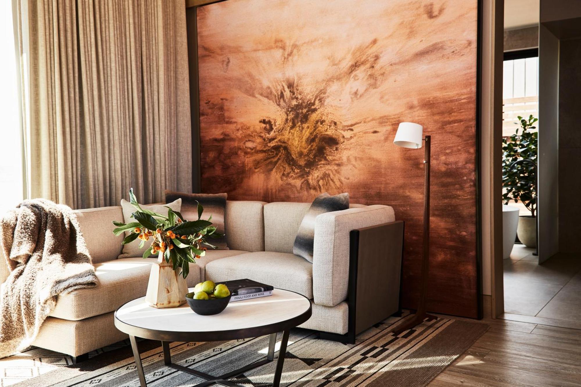 Double Room,1609387911:JPEG