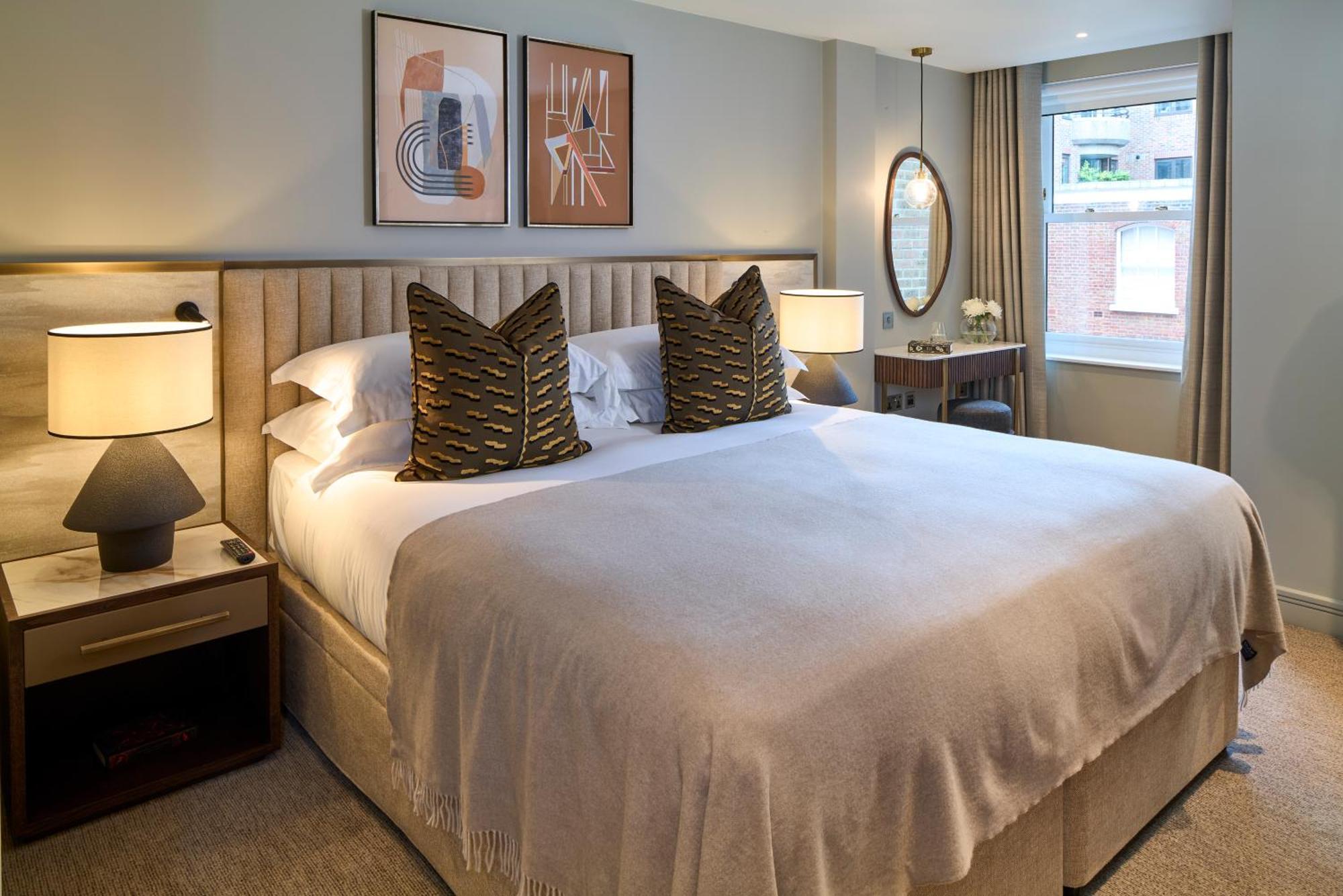 Deluxe One Bedroom Apartment with Sofa Bed,1609733487:JPEG