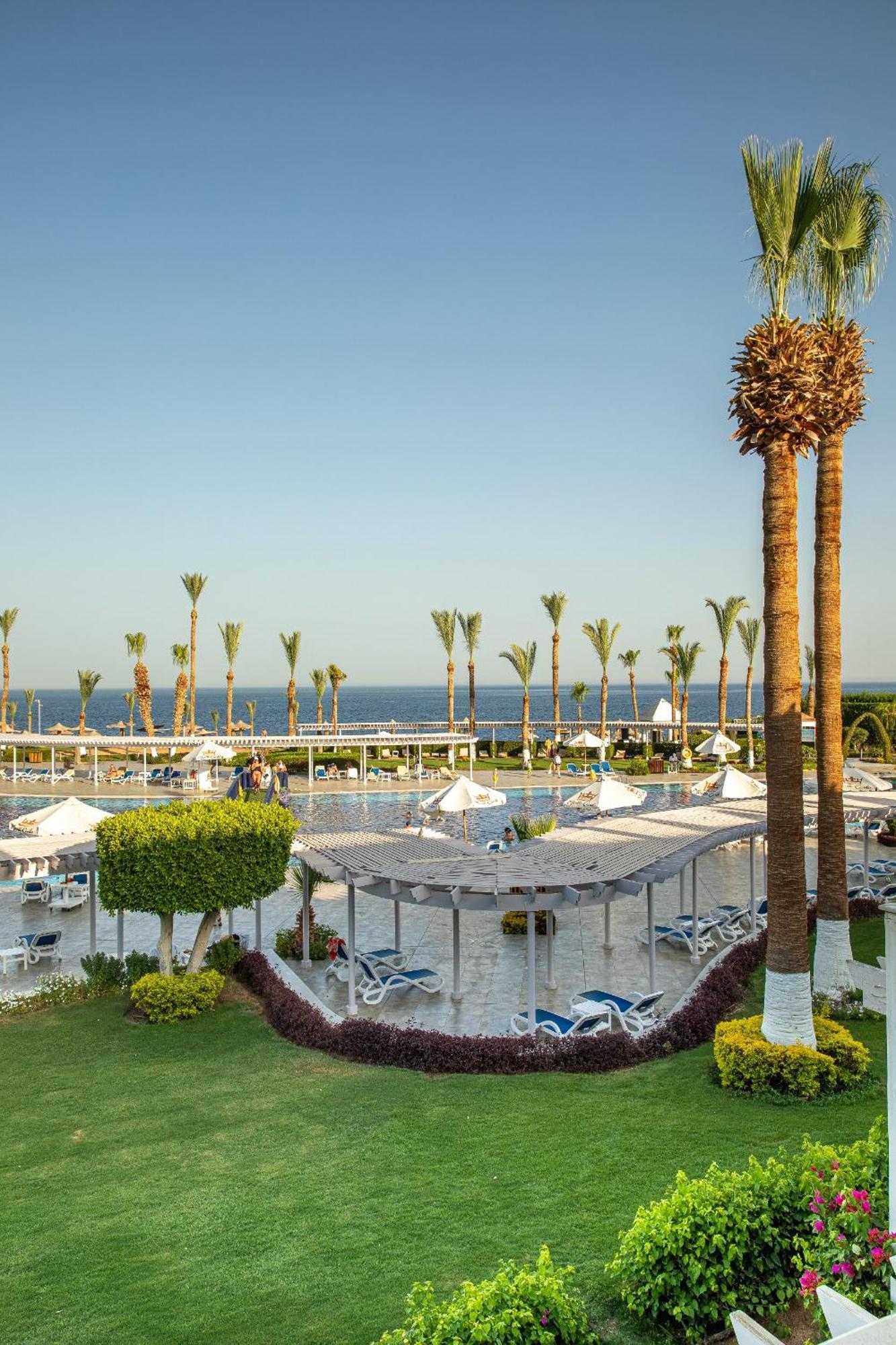 Deluxe Double Room with Beach Front,1611064670:JPEG
