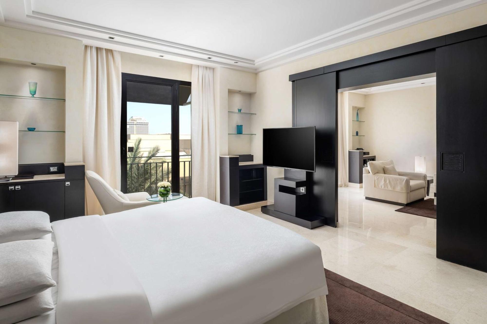 Park King Suite