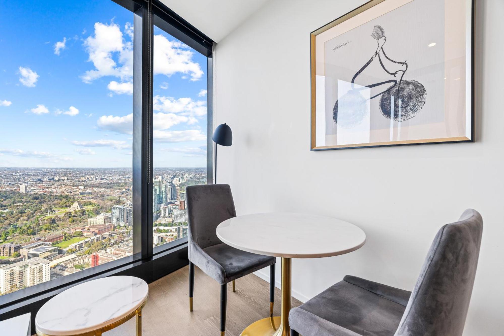 One Bedroom Sky High Apartment,1611191535:JPEG