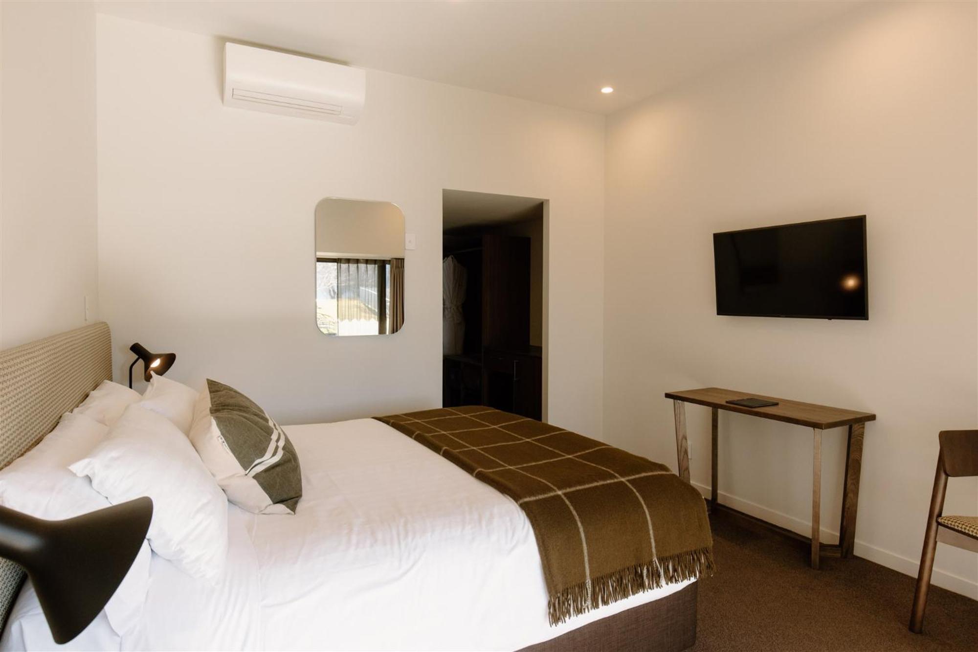 Premium Hotel Room