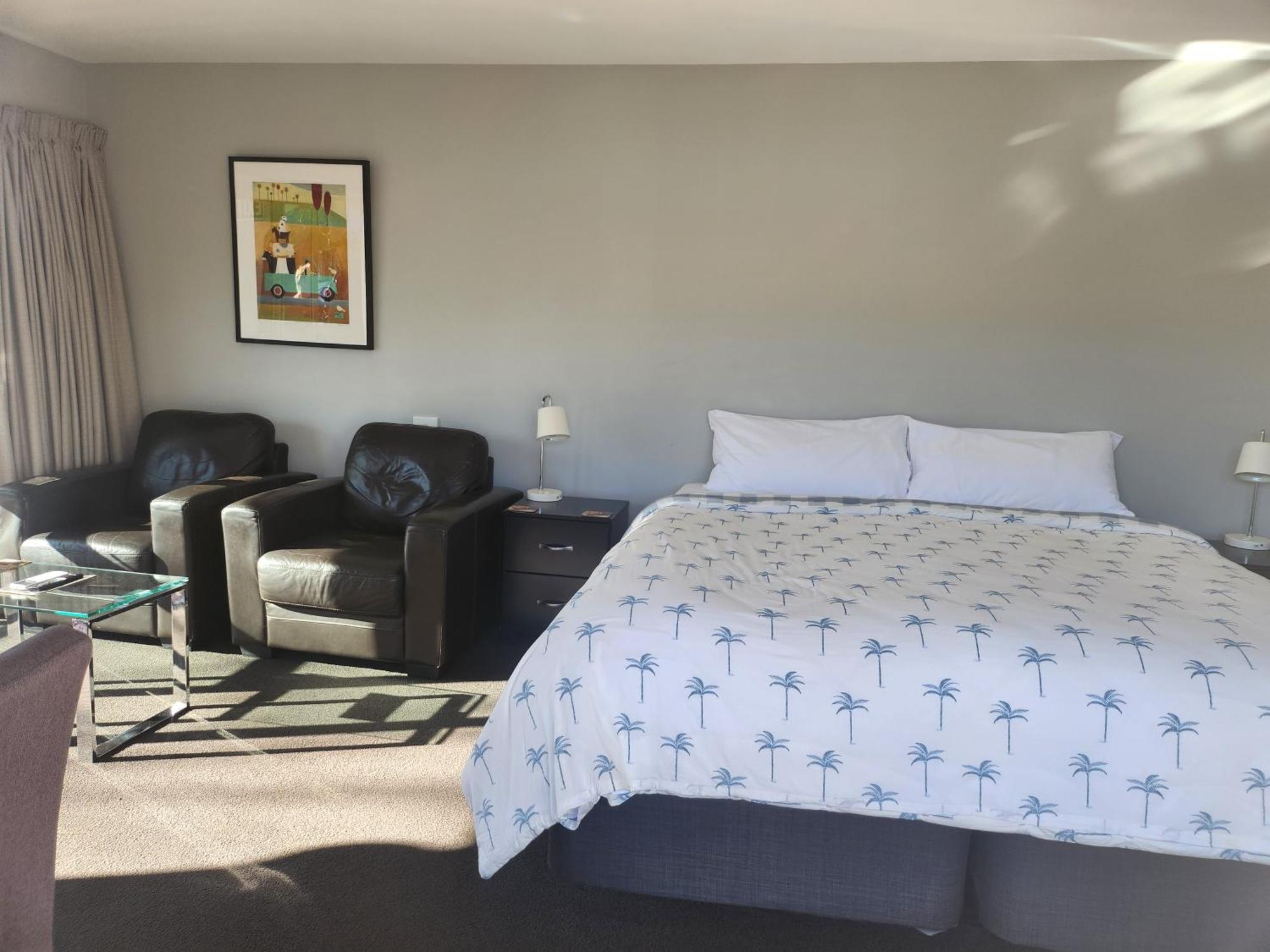 Executive Studio