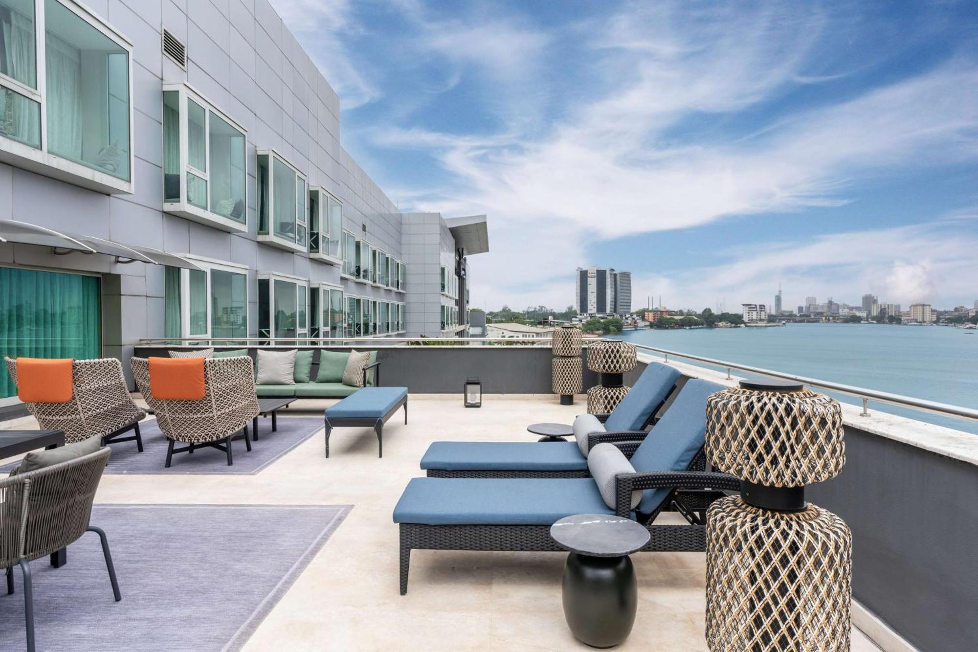 Suite Balcony Lagoon View Lounge Access