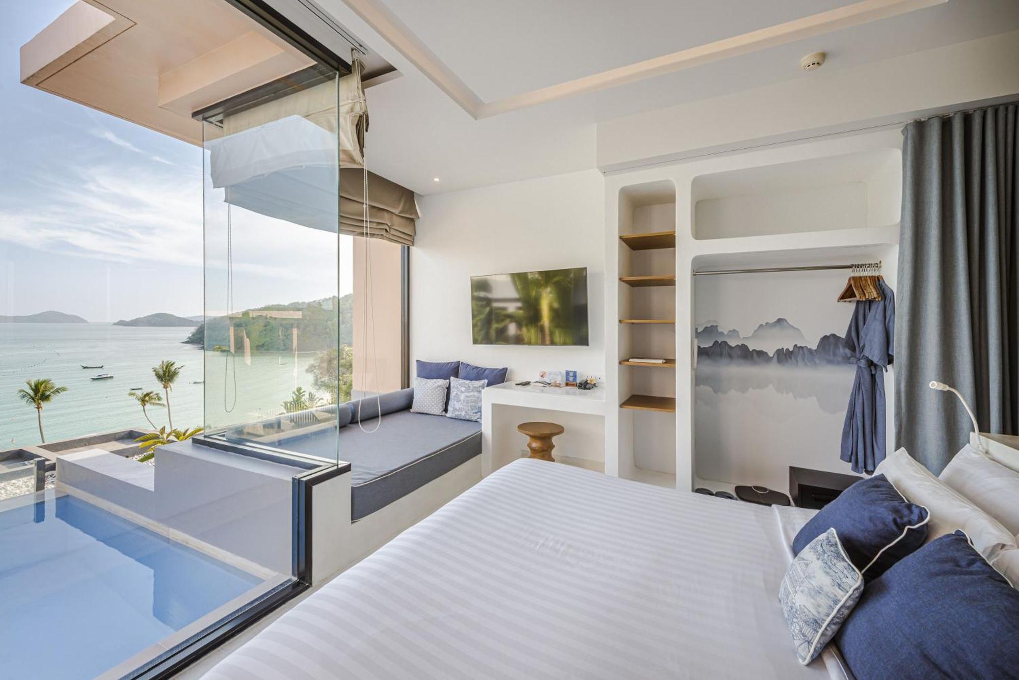 Panoramic Pool Villa Selected Minibar
