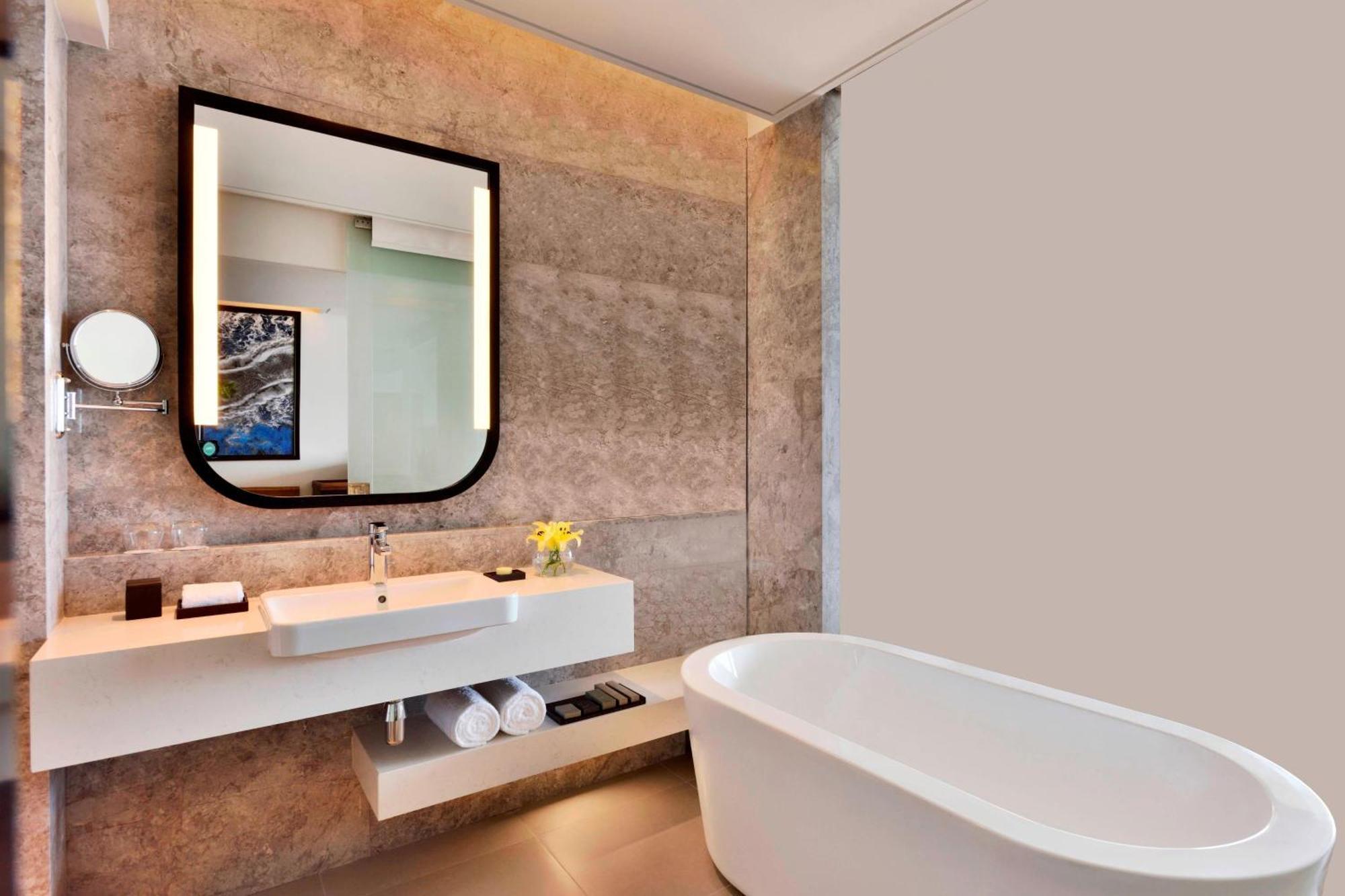 Ocean Vista King Suite Ocean View