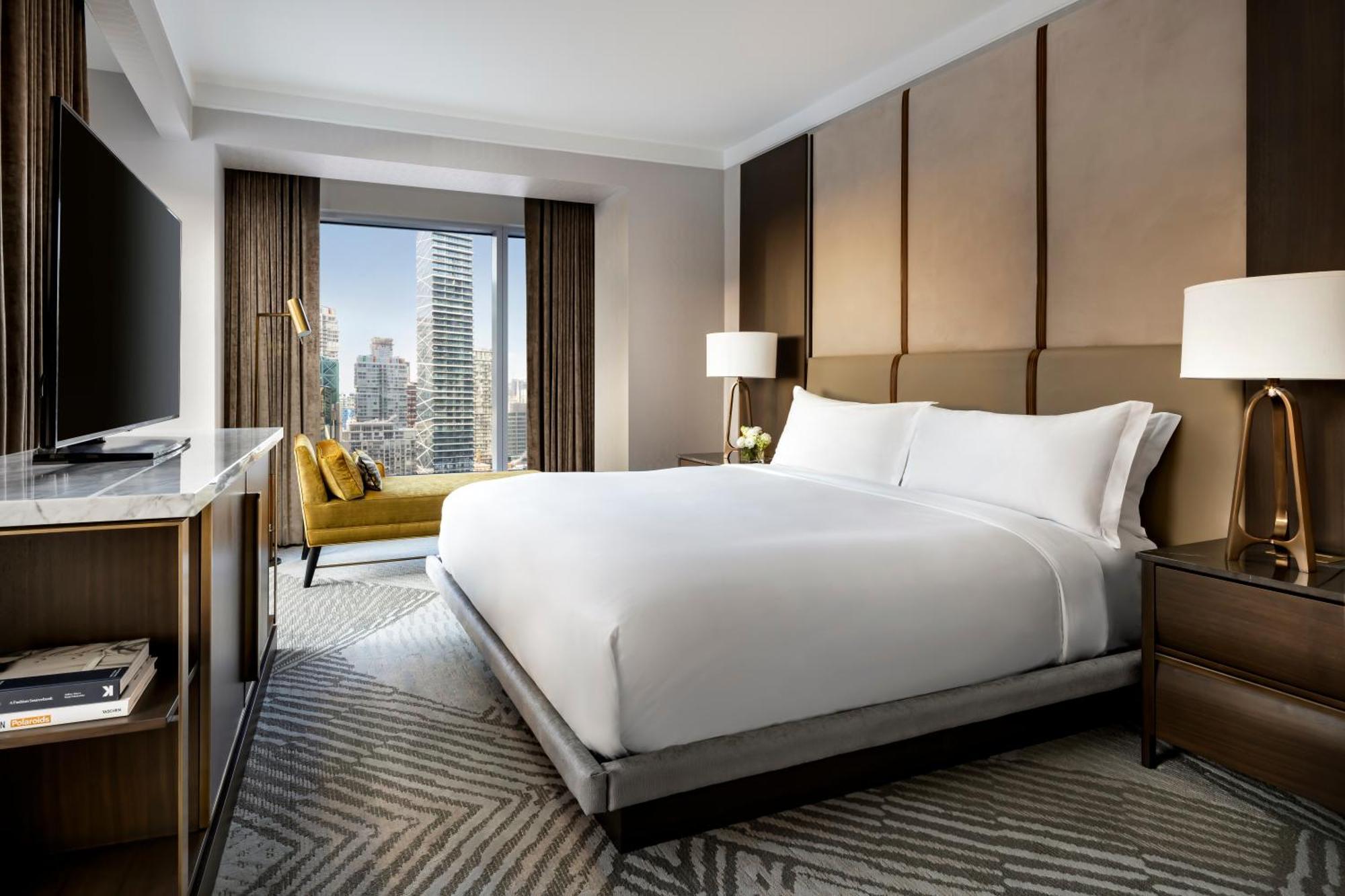 City View Room 1 King bed