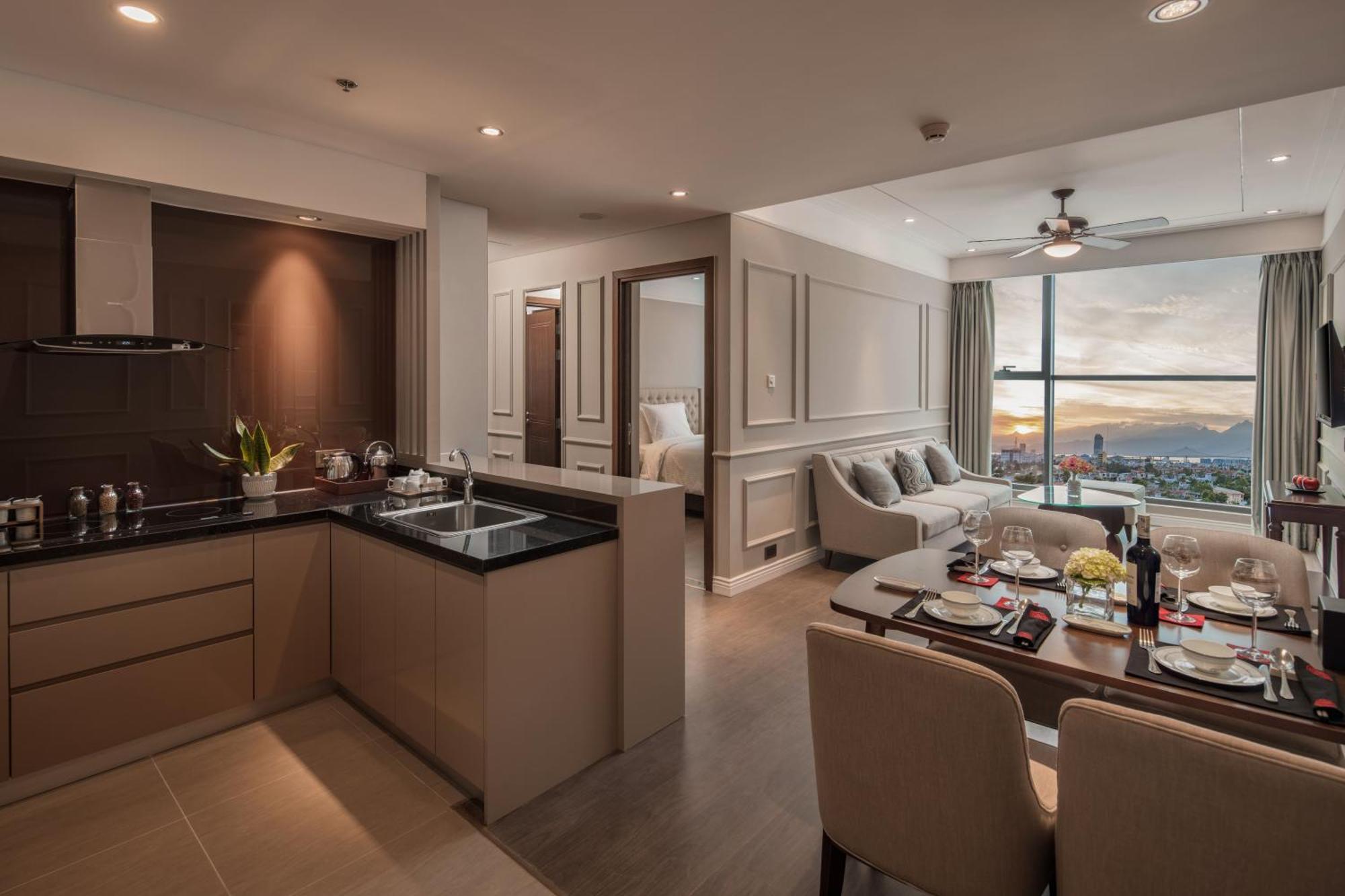 Zen Two-Bedroom Suite Balcony