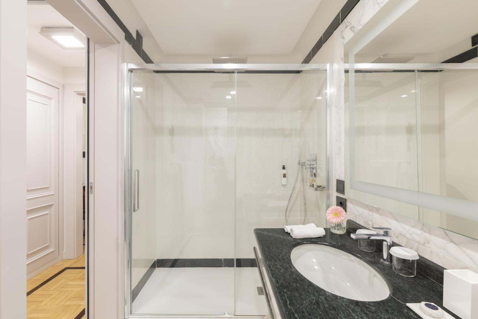 Standard Double or Twin Room,1614779640:JPEG