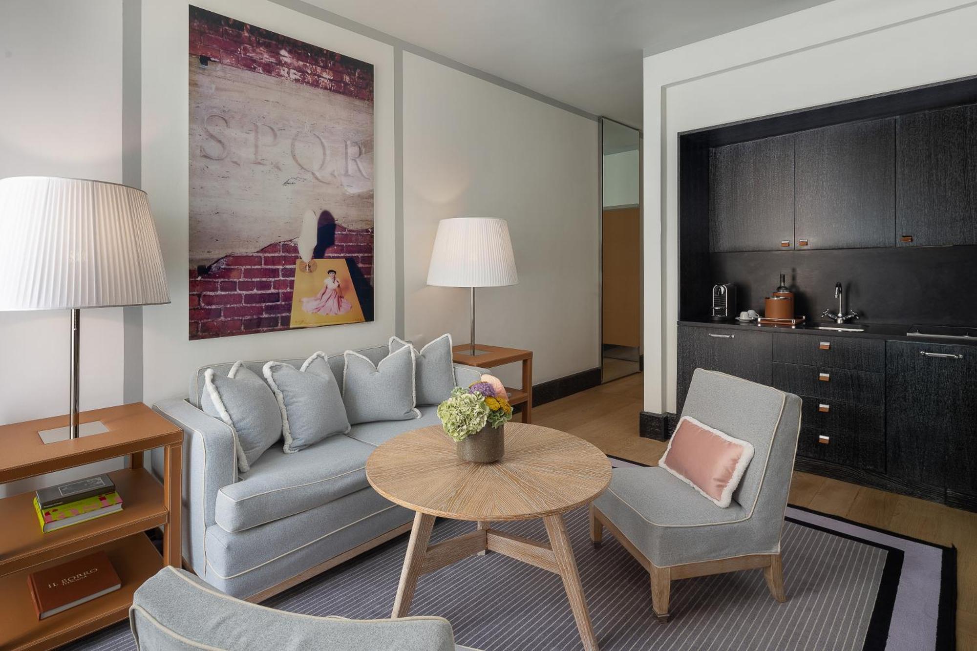 Junior Suite,1614788504:JPEG